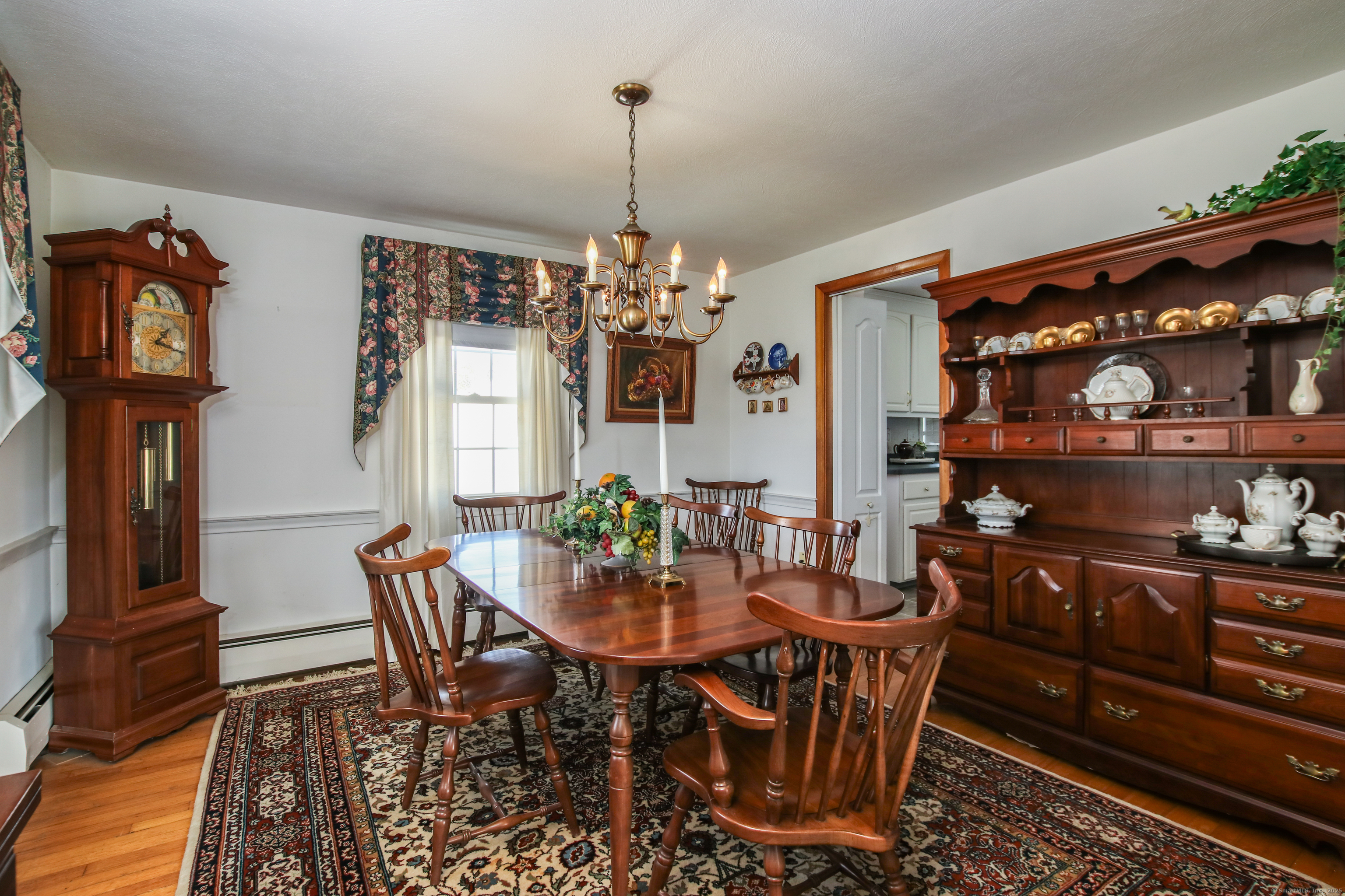 36 Carriage Drive, East Hartford, Connecticut image 5