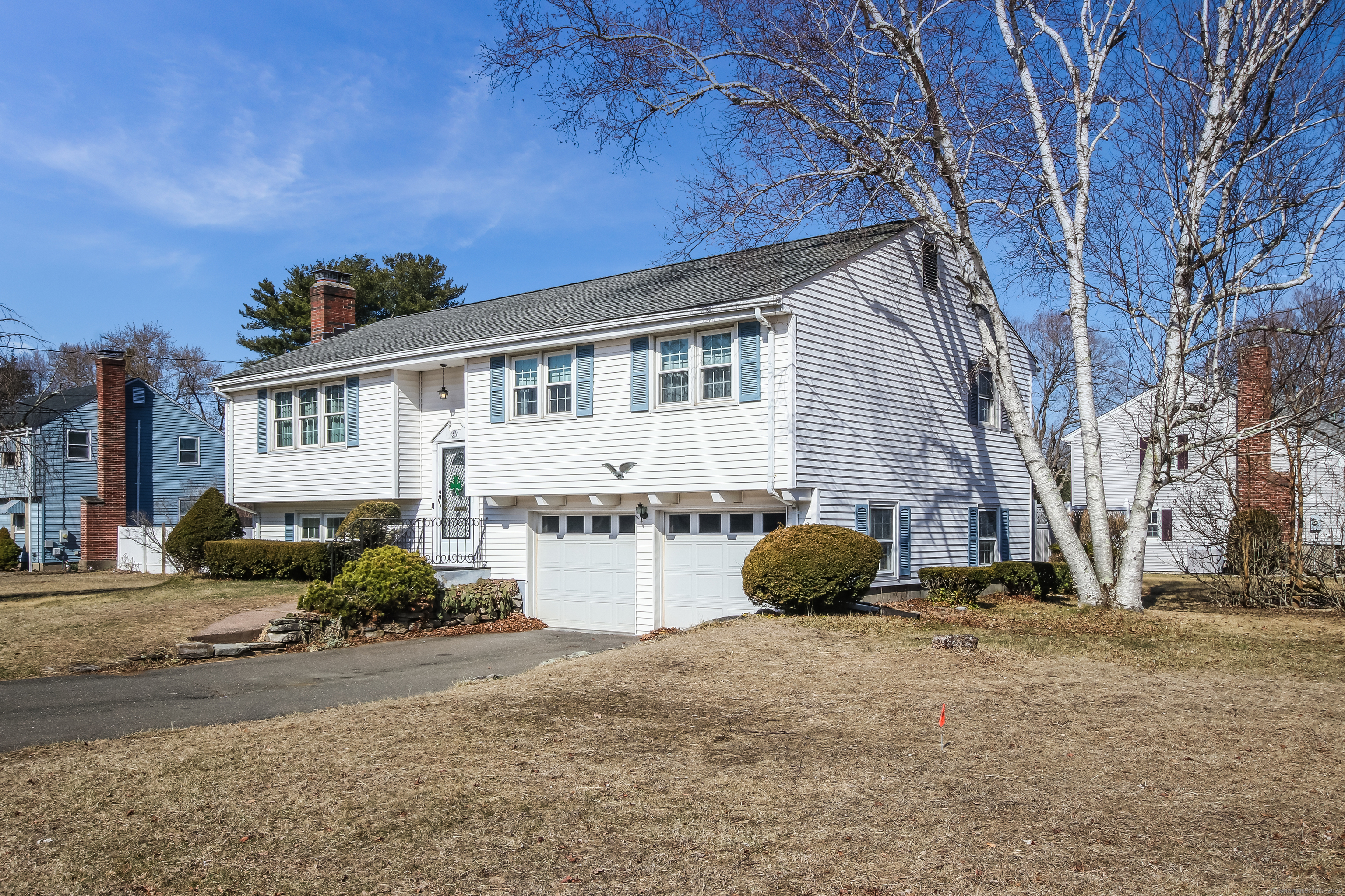 36 Carriage Drive, East Hartford, Connecticut image 8