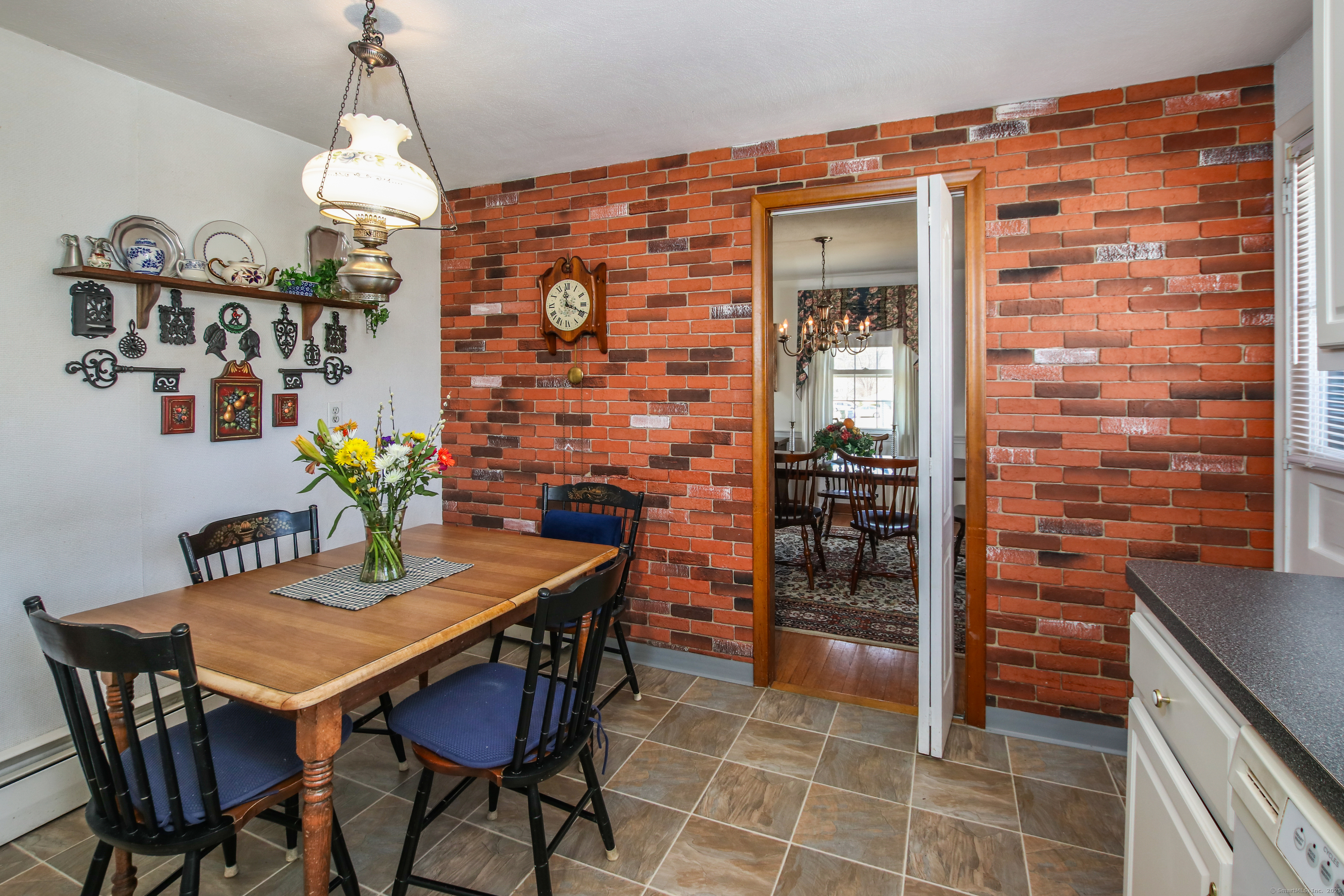 36 Carriage Drive, East Hartford, Connecticut image 14