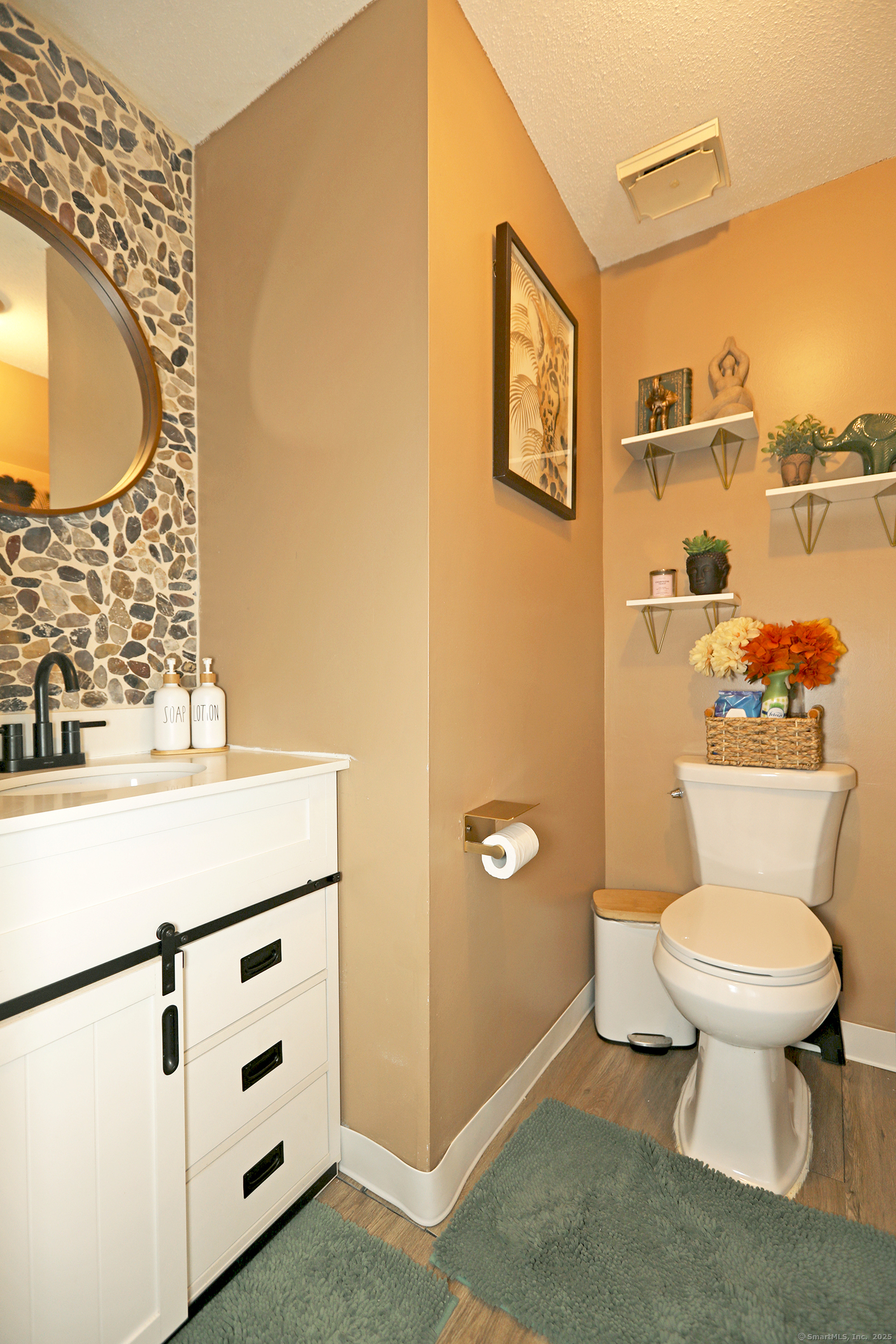 232 High Path Road #232, Windsor, Connecticut image 23
