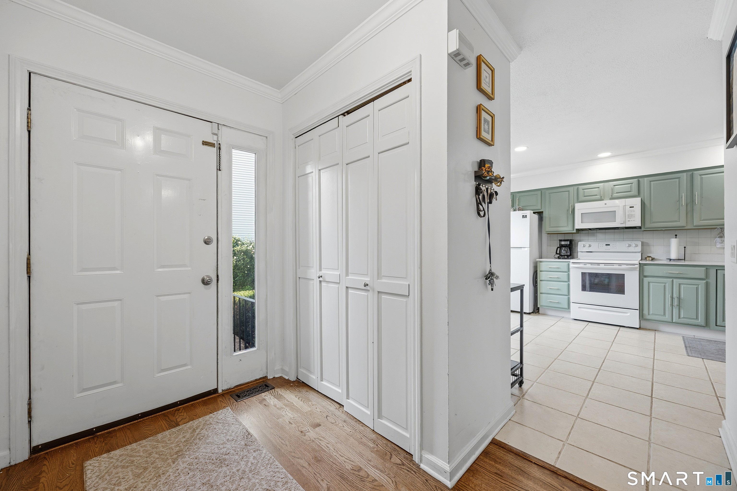 55 Mill Plain Road 12-1
