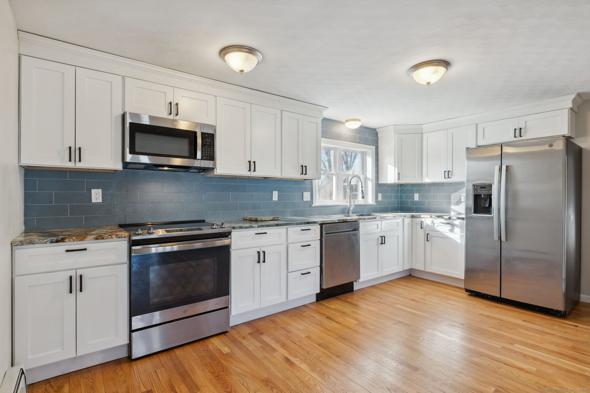 8 Saint Thomas Street, Enfield, Connecticut image 10