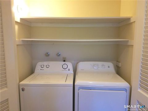 Tiny photo for 167 Heritage Village #E, Southbury, CT 06488 (MLS # 24145356)