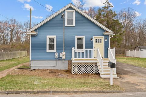 52 Burgess Street East Haven CT 06512