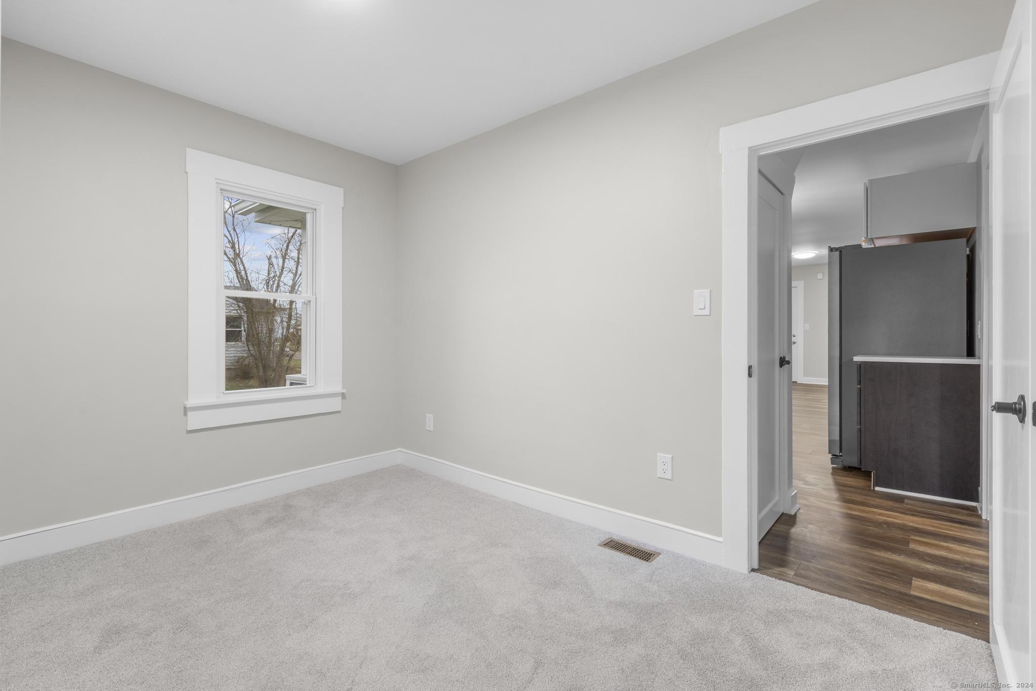 52 Burgess Street, East Haven, Connecticut image 21