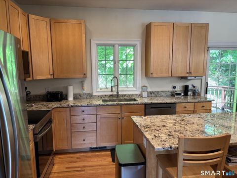 Tiny photo for 70 Kellogg Street, Brookfield, CT 06804 (MLS # 24183368)
