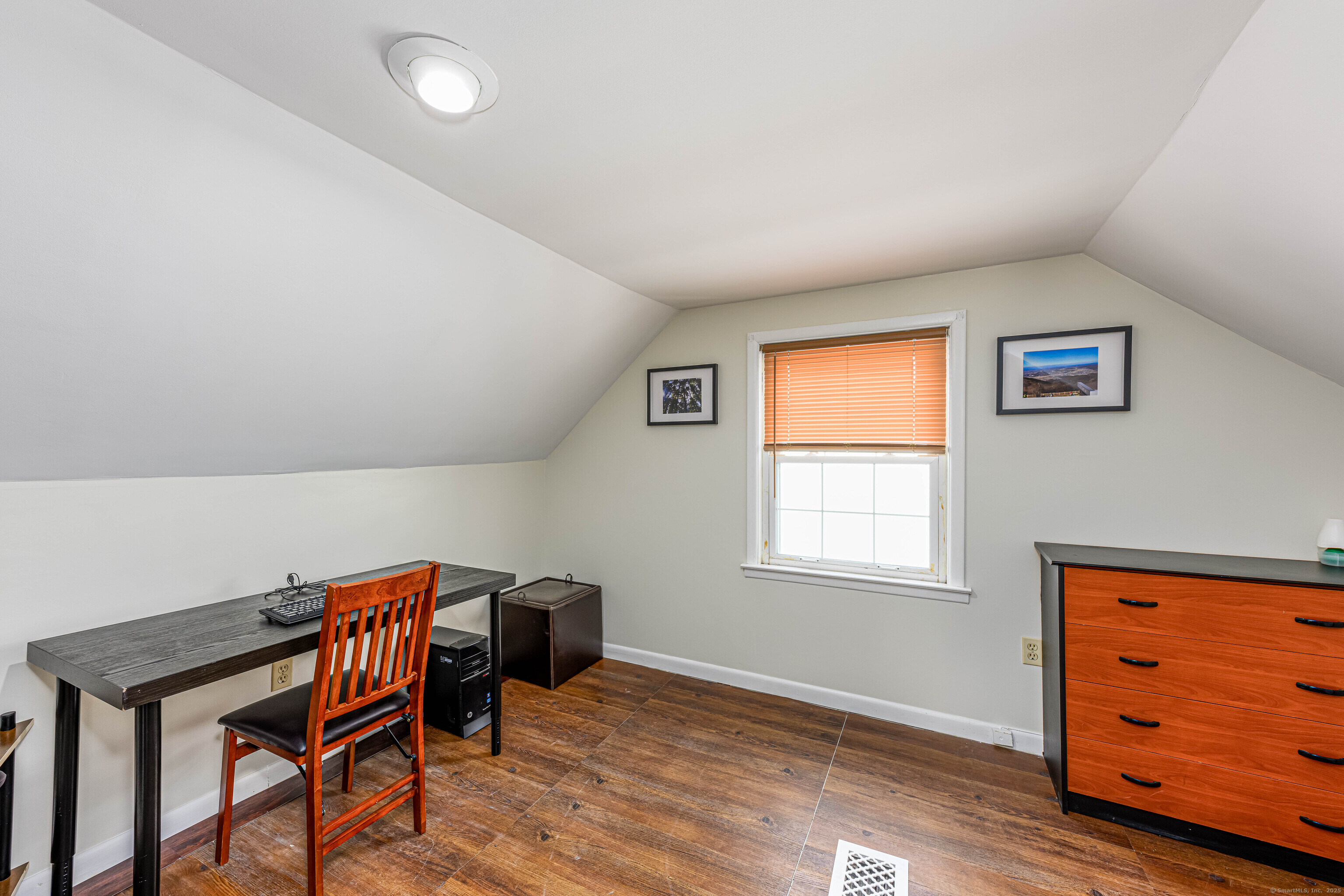 37 Robert Street, Hamden, Connecticut image 28