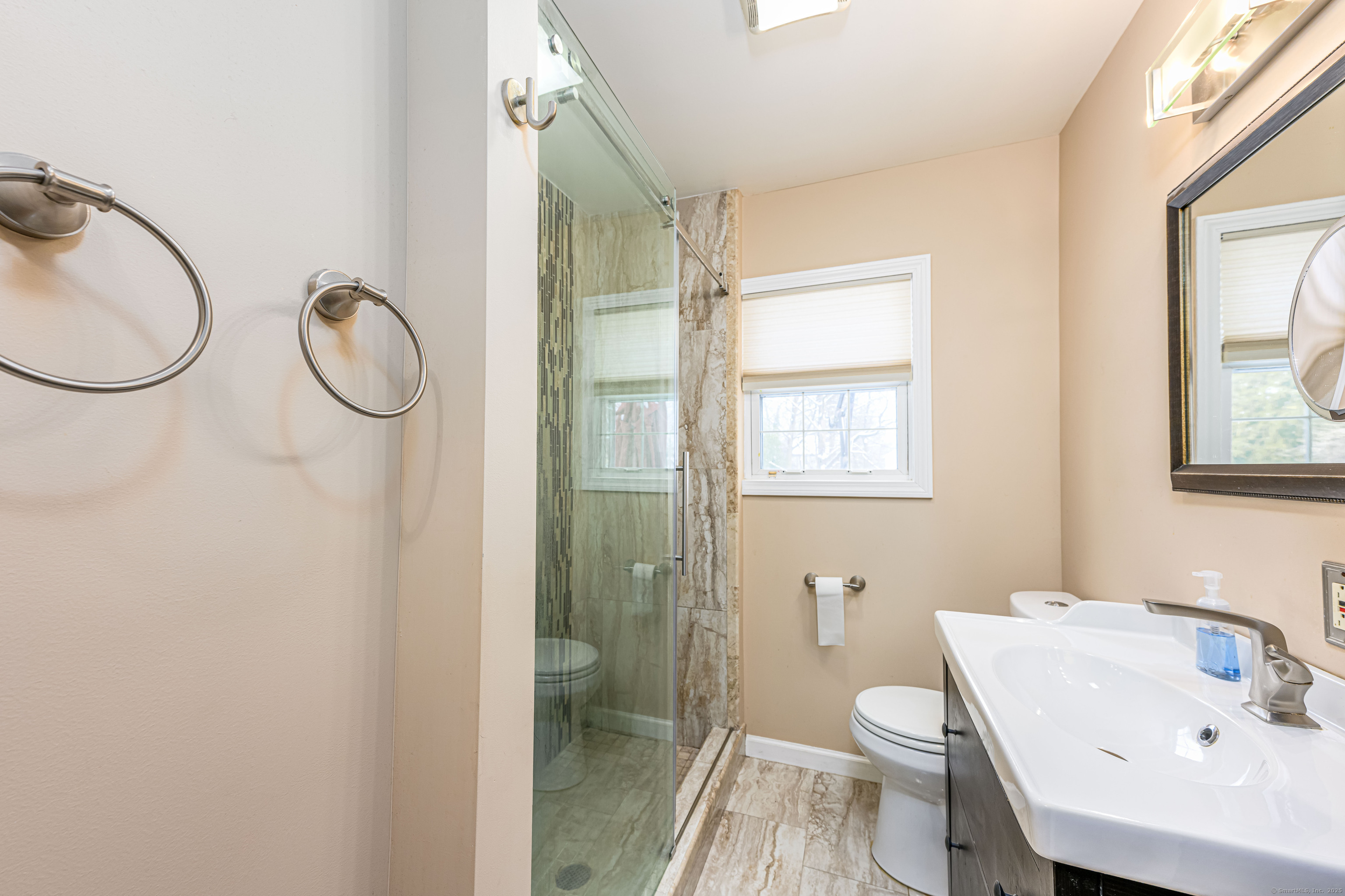 37 Robert Street, Hamden, Connecticut image 19