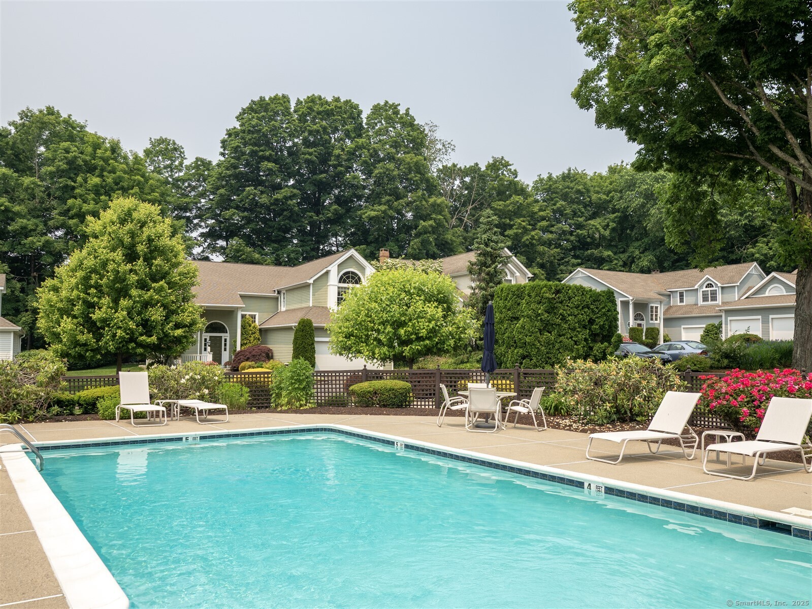 Wilton, Connecticut 06897, United States, 3 Bedrooms Bedrooms, ,3 BathroomsBathrooms,Residential,Active,166609