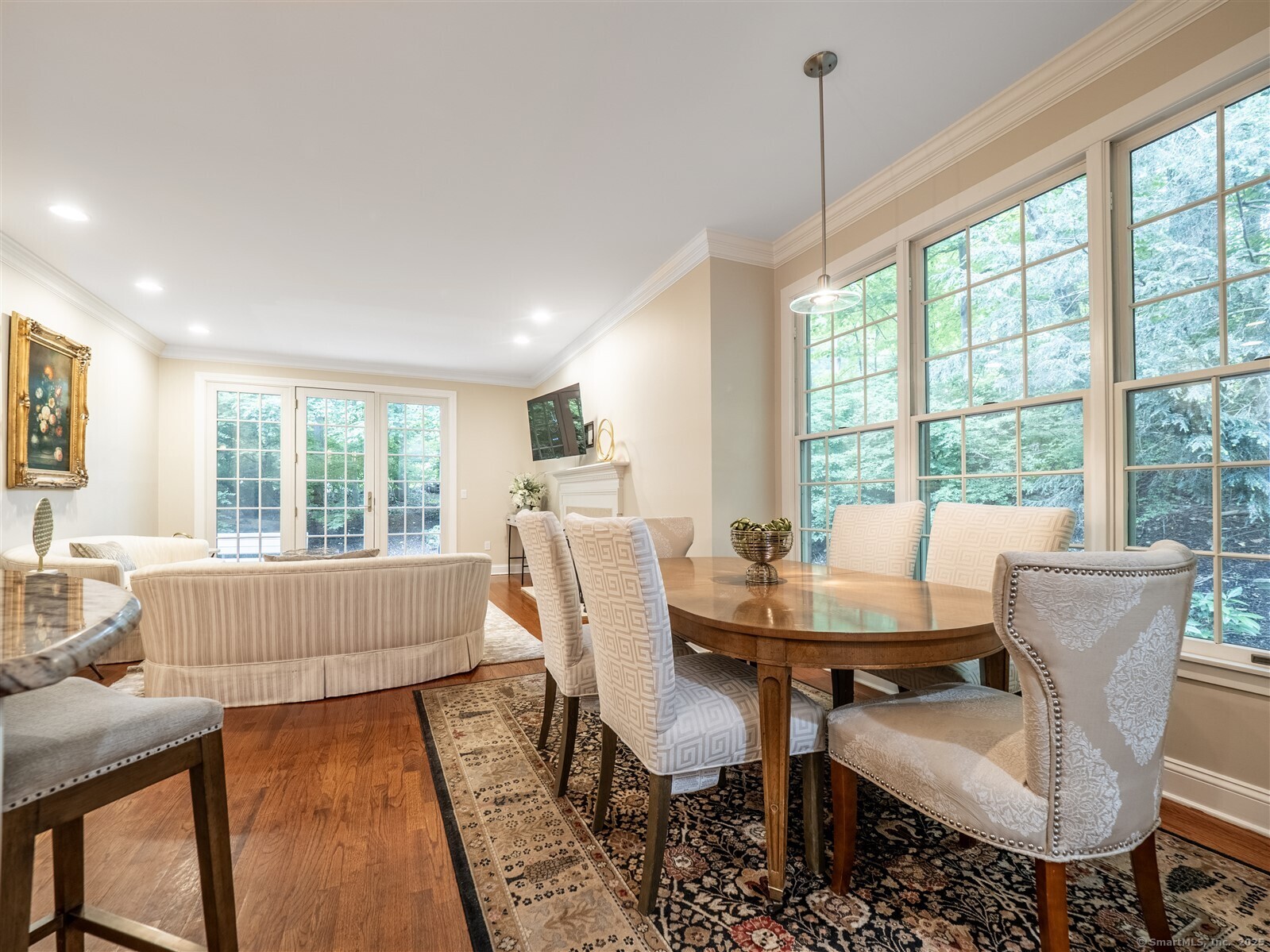 Wilton, Connecticut 06897, United States, 3 Bedrooms Bedrooms, ,3 BathroomsBathrooms,Residential,Active,166609