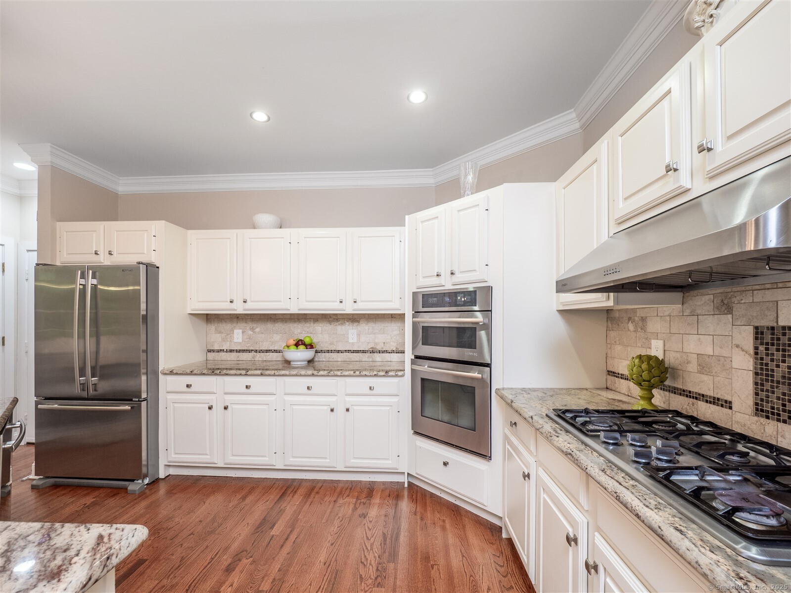 Wilton, Connecticut 06897, United States, 3 Bedrooms Bedrooms, ,3 BathroomsBathrooms,Residential,Active,166609