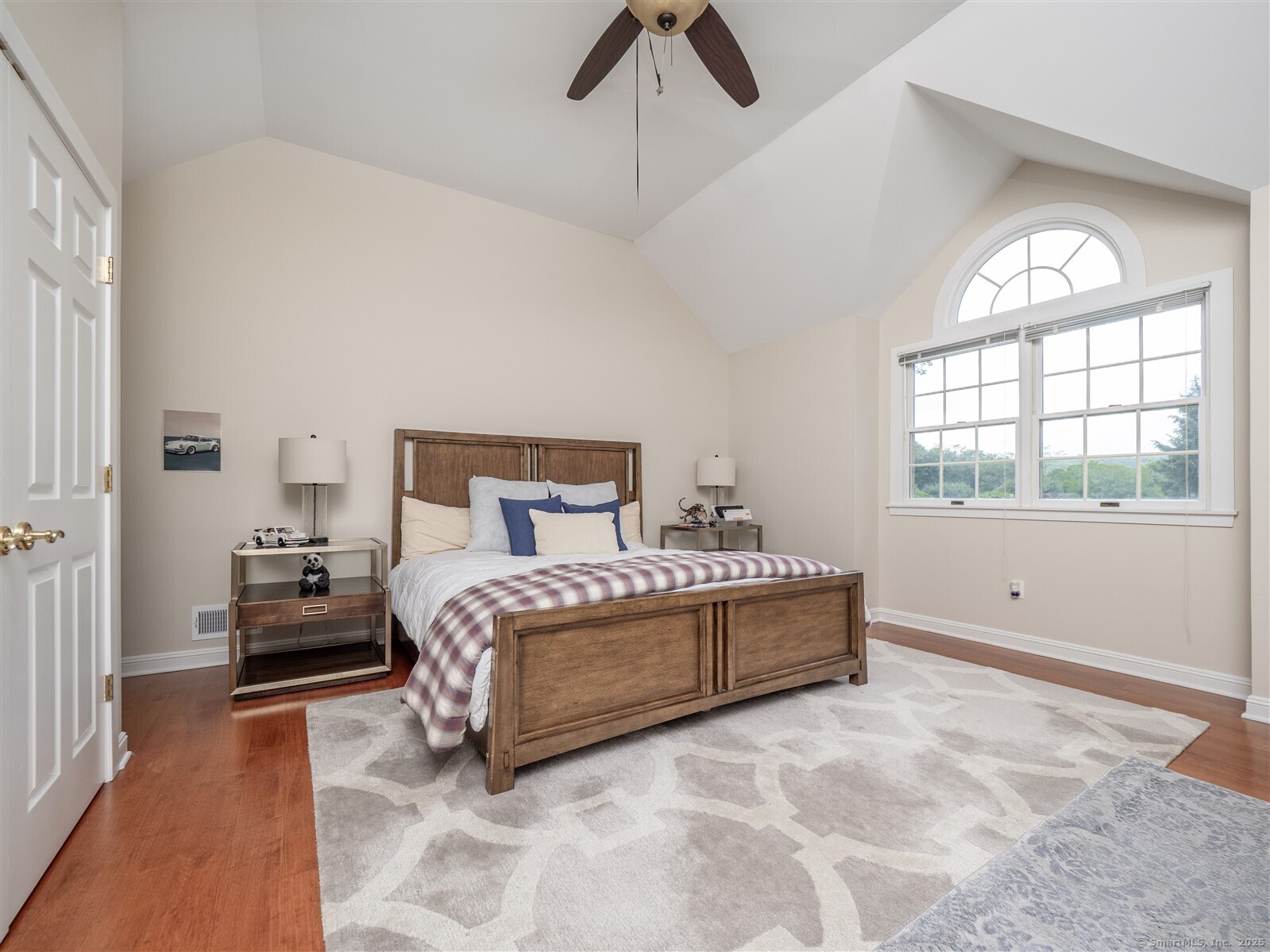 Wilton, Connecticut 06897, United States, 3 Bedrooms Bedrooms, ,3 BathroomsBathrooms,Residential,Active,166609