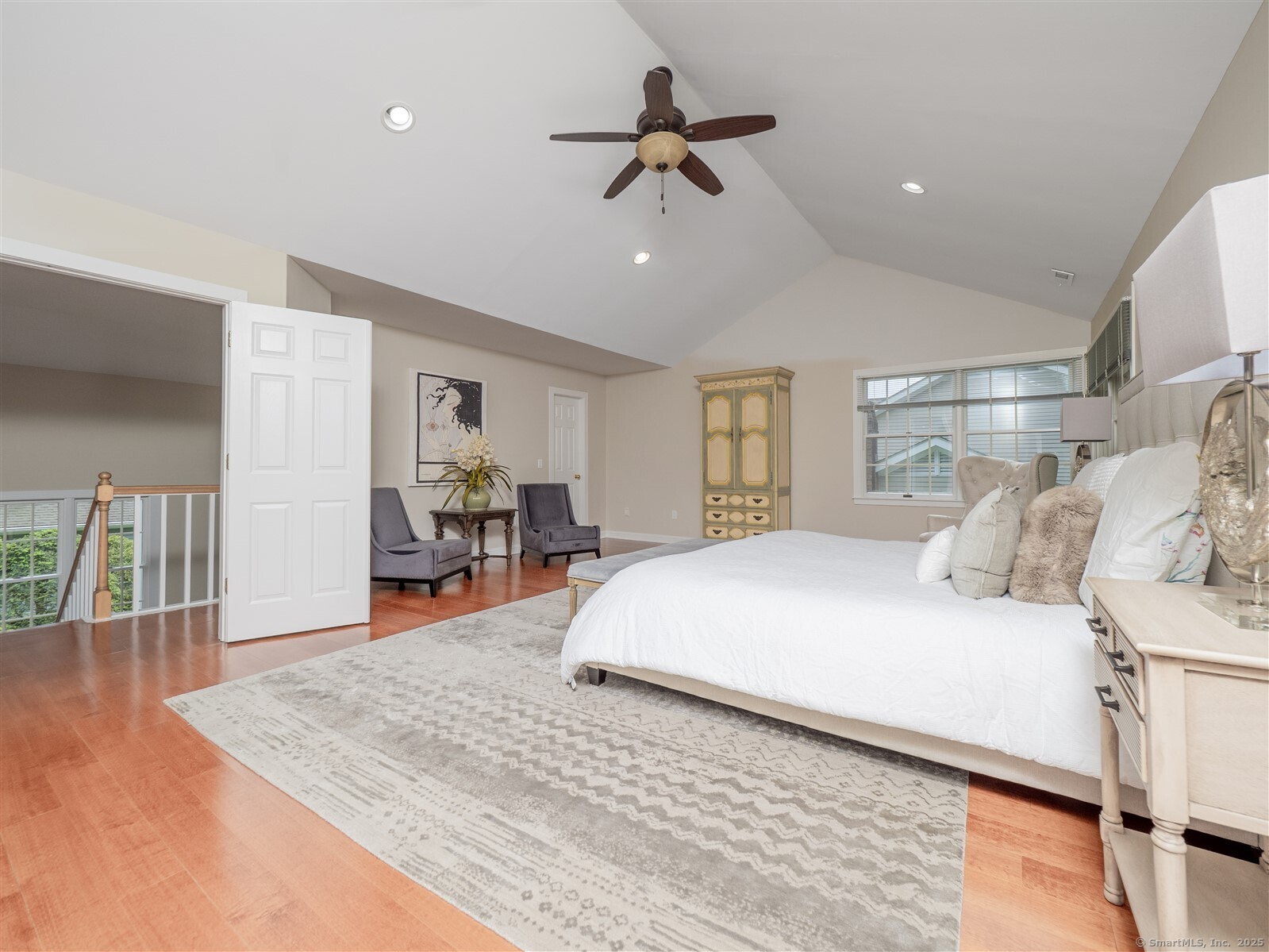 Wilton, Connecticut 06897, United States, 3 Bedrooms Bedrooms, ,3 BathroomsBathrooms,Residential,Active,166609