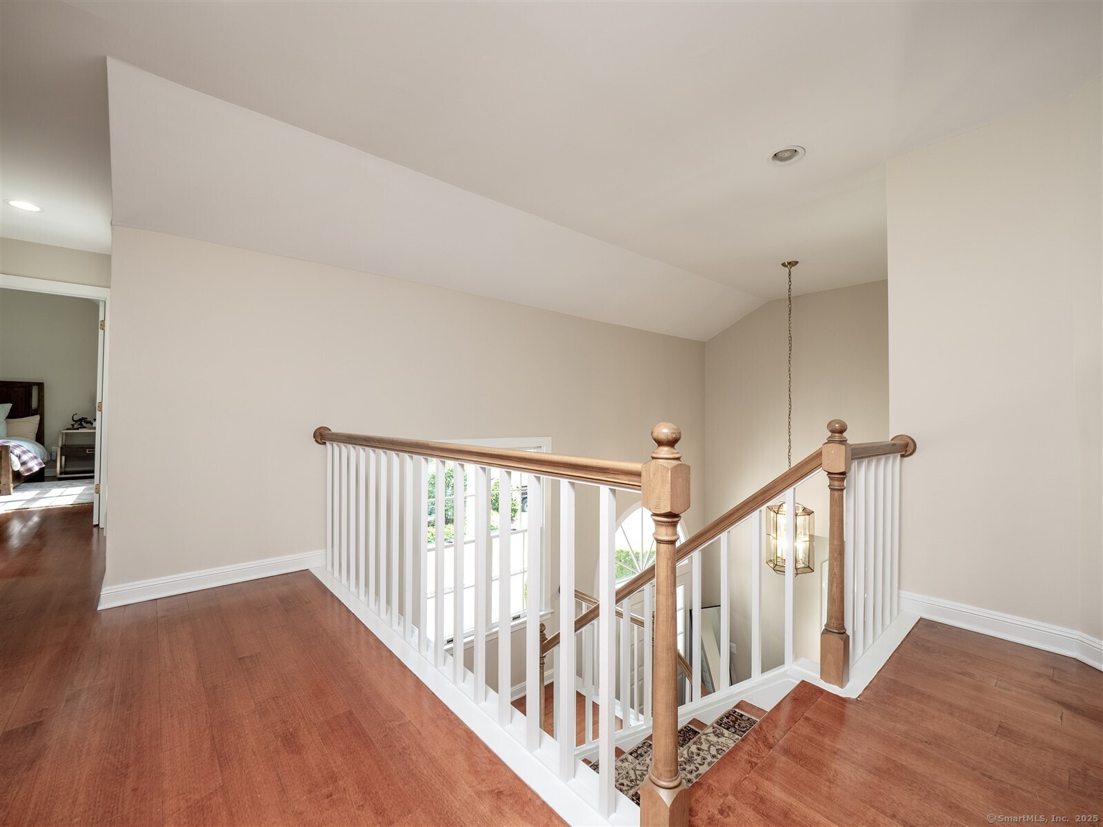 Wilton, Connecticut 06897, United States, 3 Bedrooms Bedrooms, ,3 BathroomsBathrooms,Residential,Active,166609