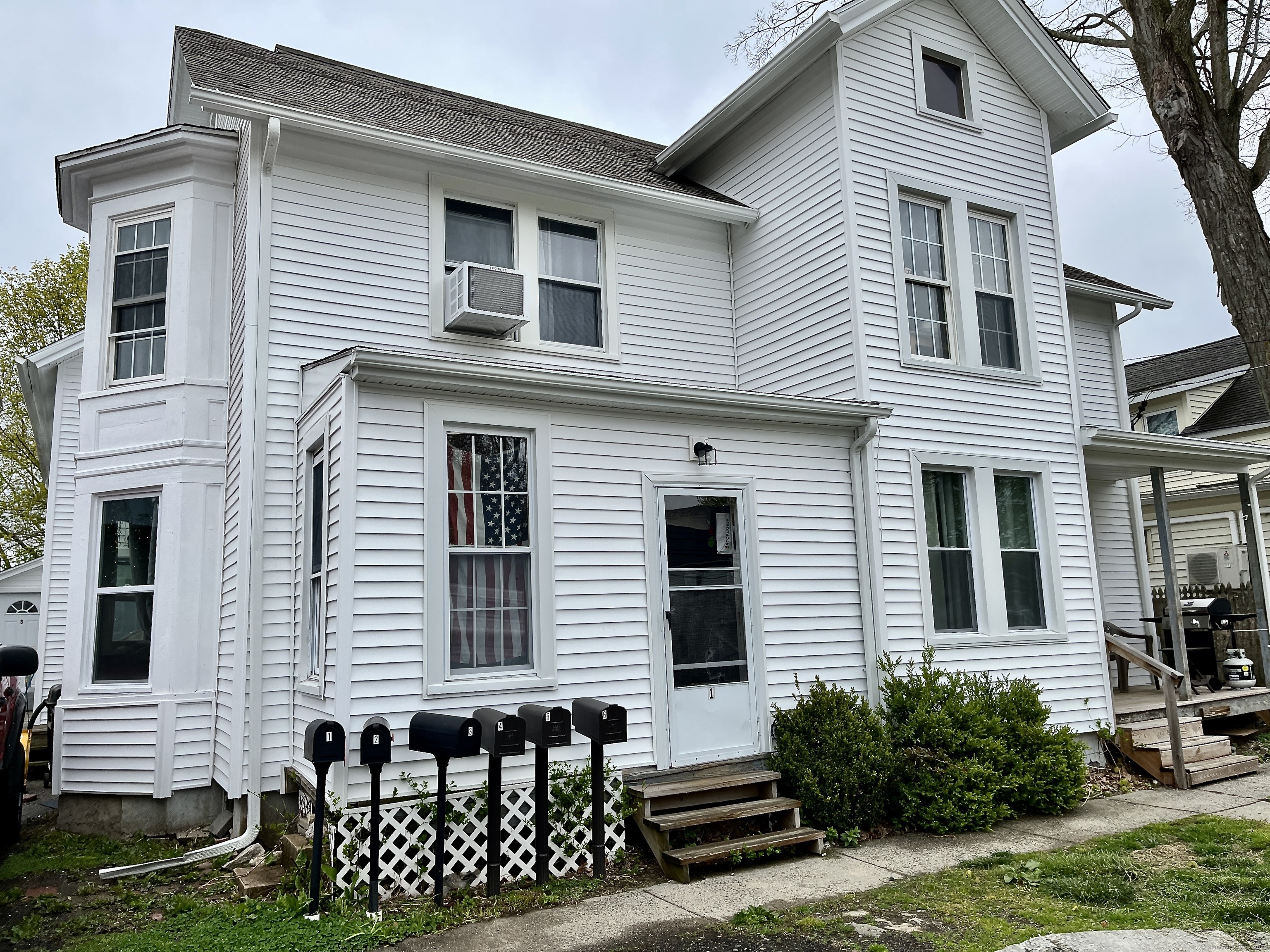 83 Lebanon Avenue 6