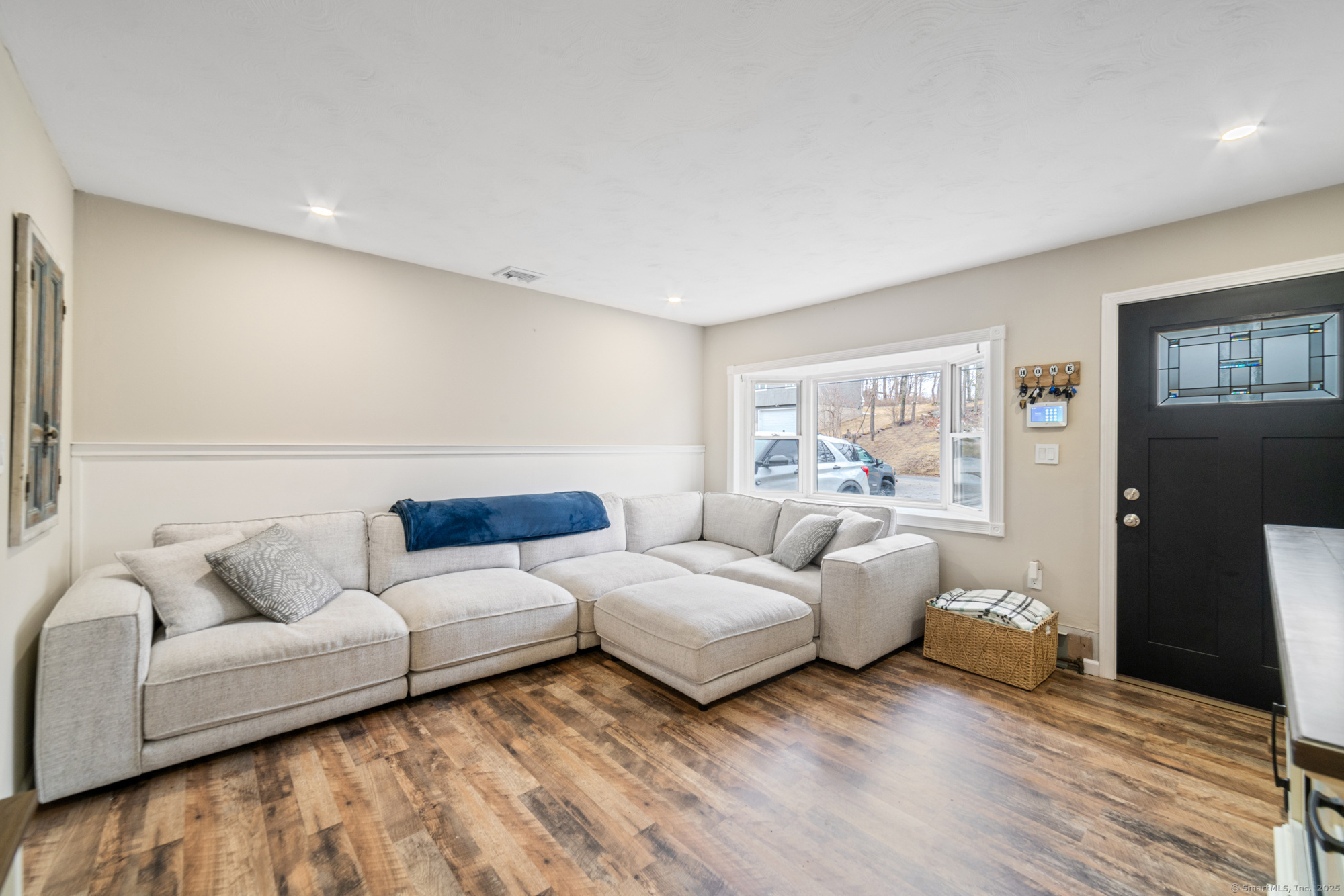7 N Star Drive, Seymour, Connecticut image 4