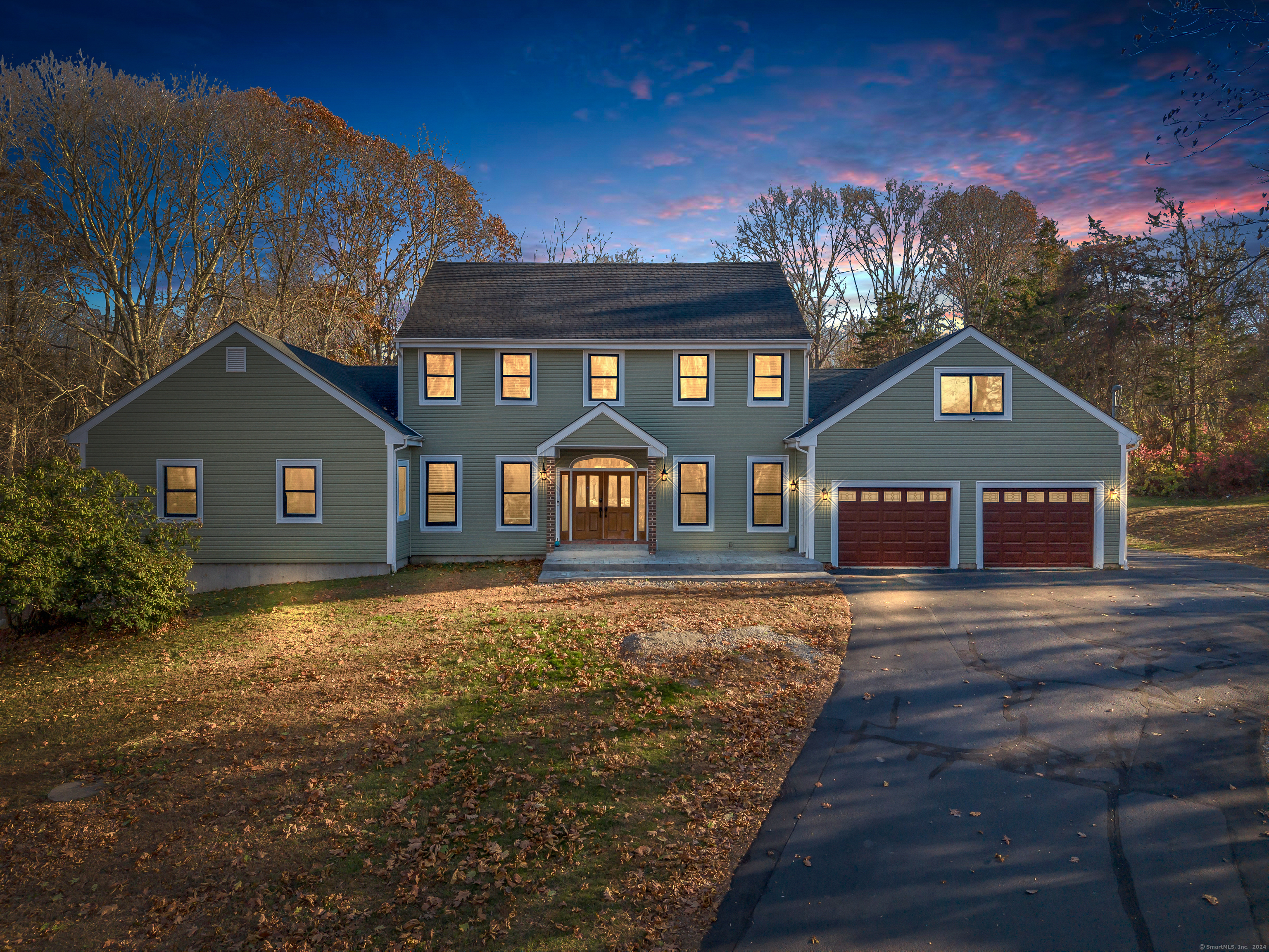 Church Hill Road, Ledyard, Connecticut - 5 Bedrooms  
4 Bathrooms  
9 Rooms - 