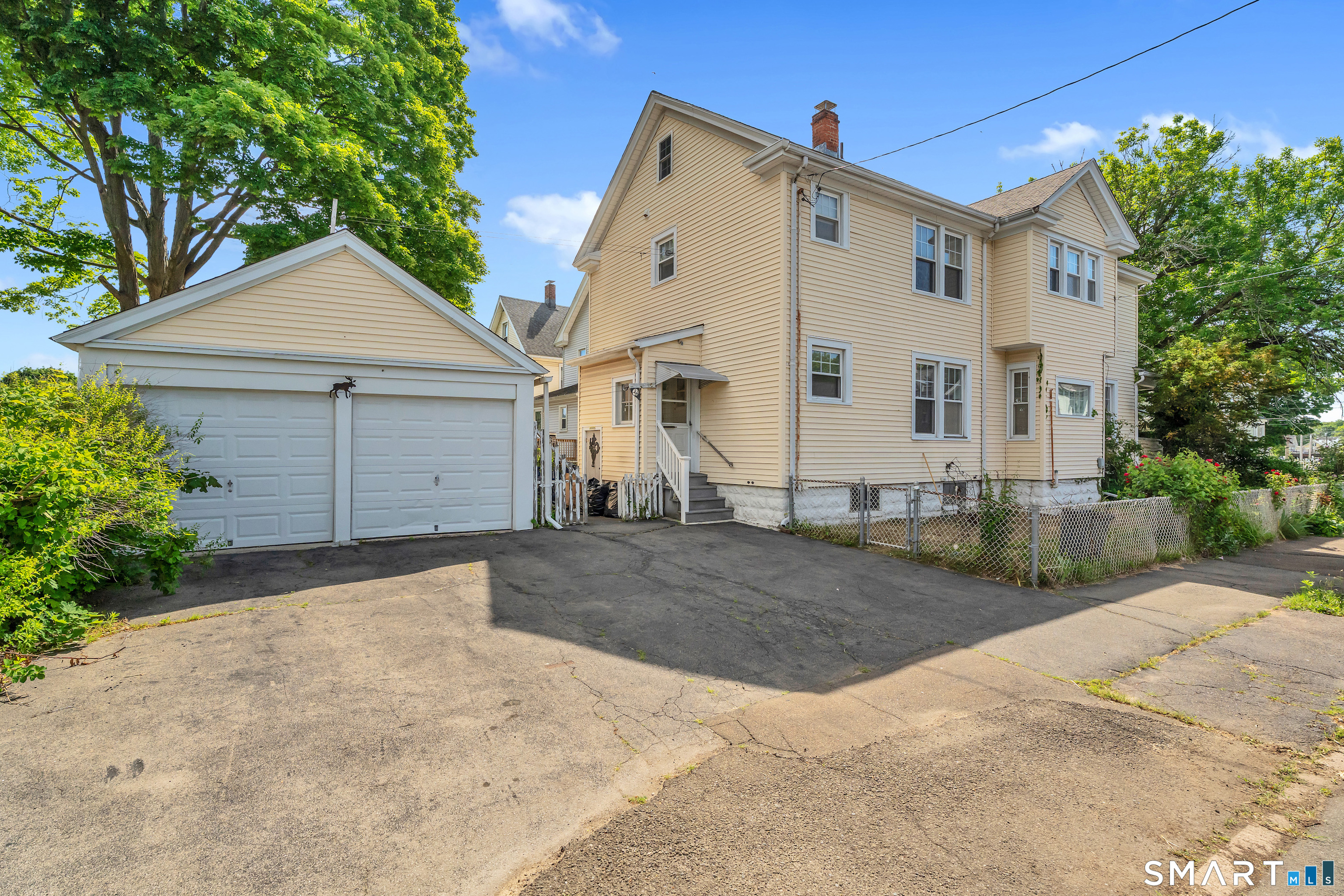 139 Richards Street