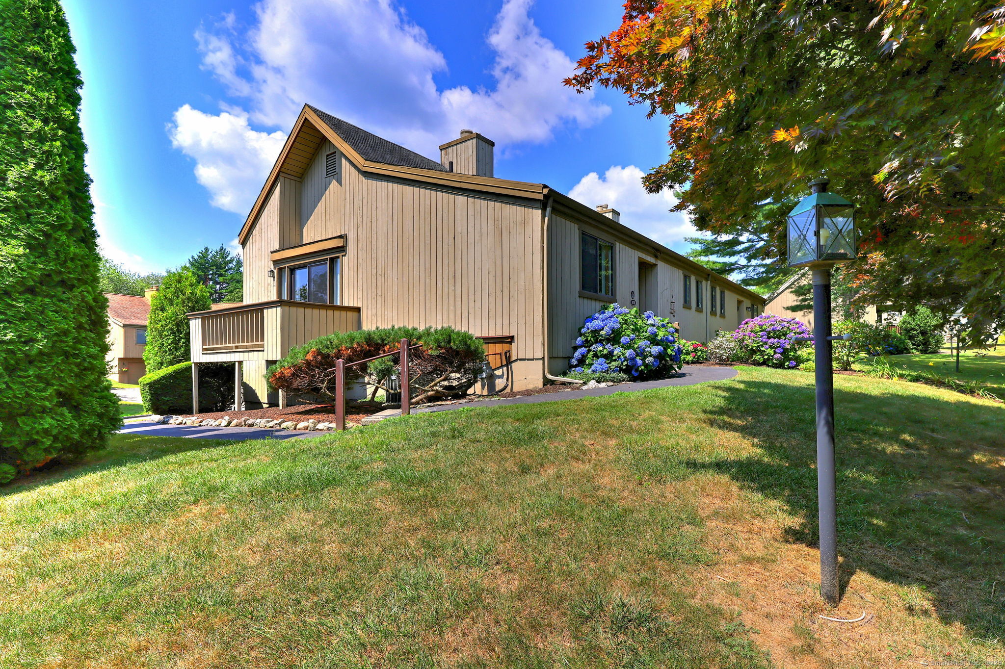 475 Commanche Lane B