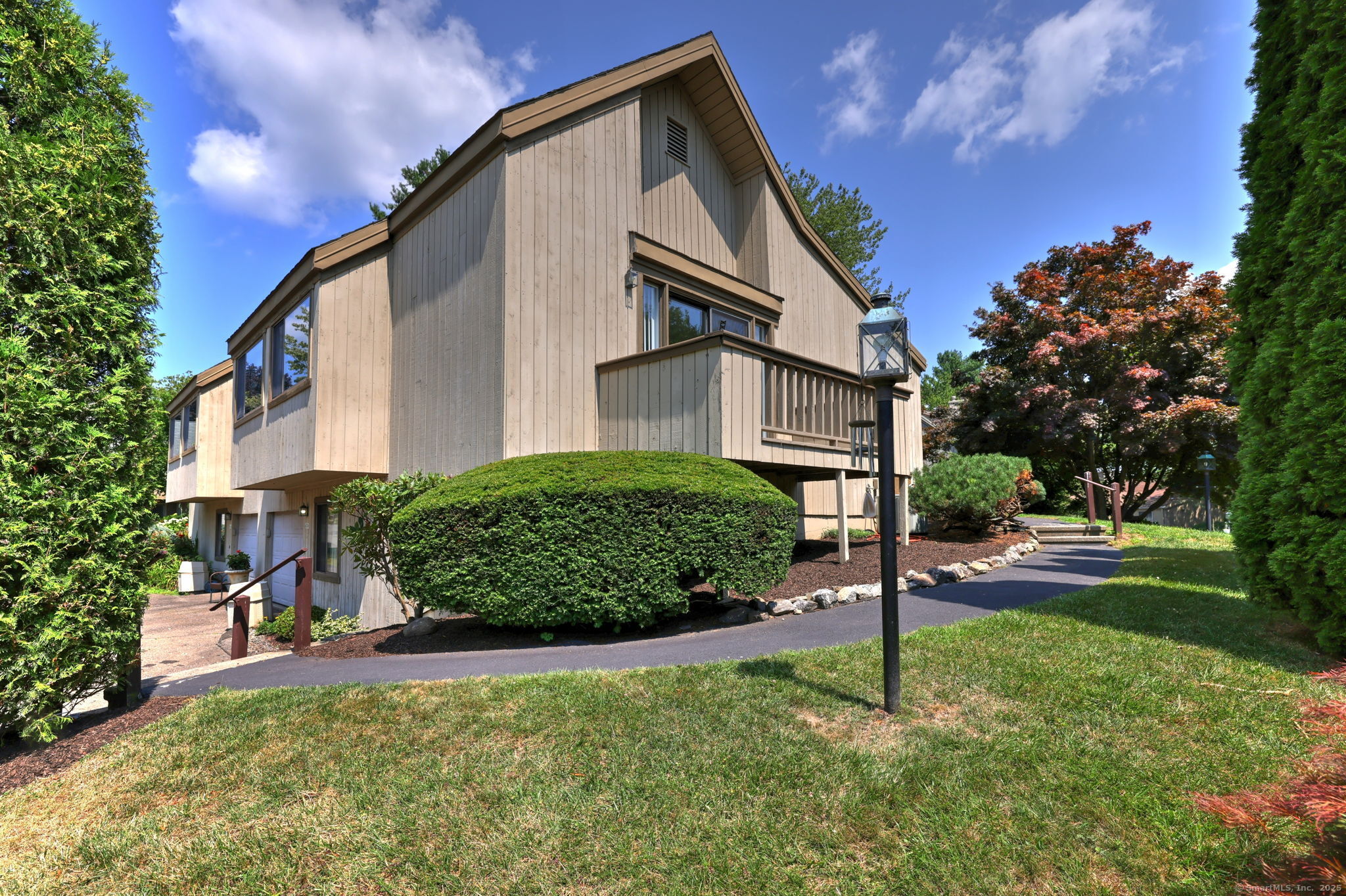 475 Commanche Lane B