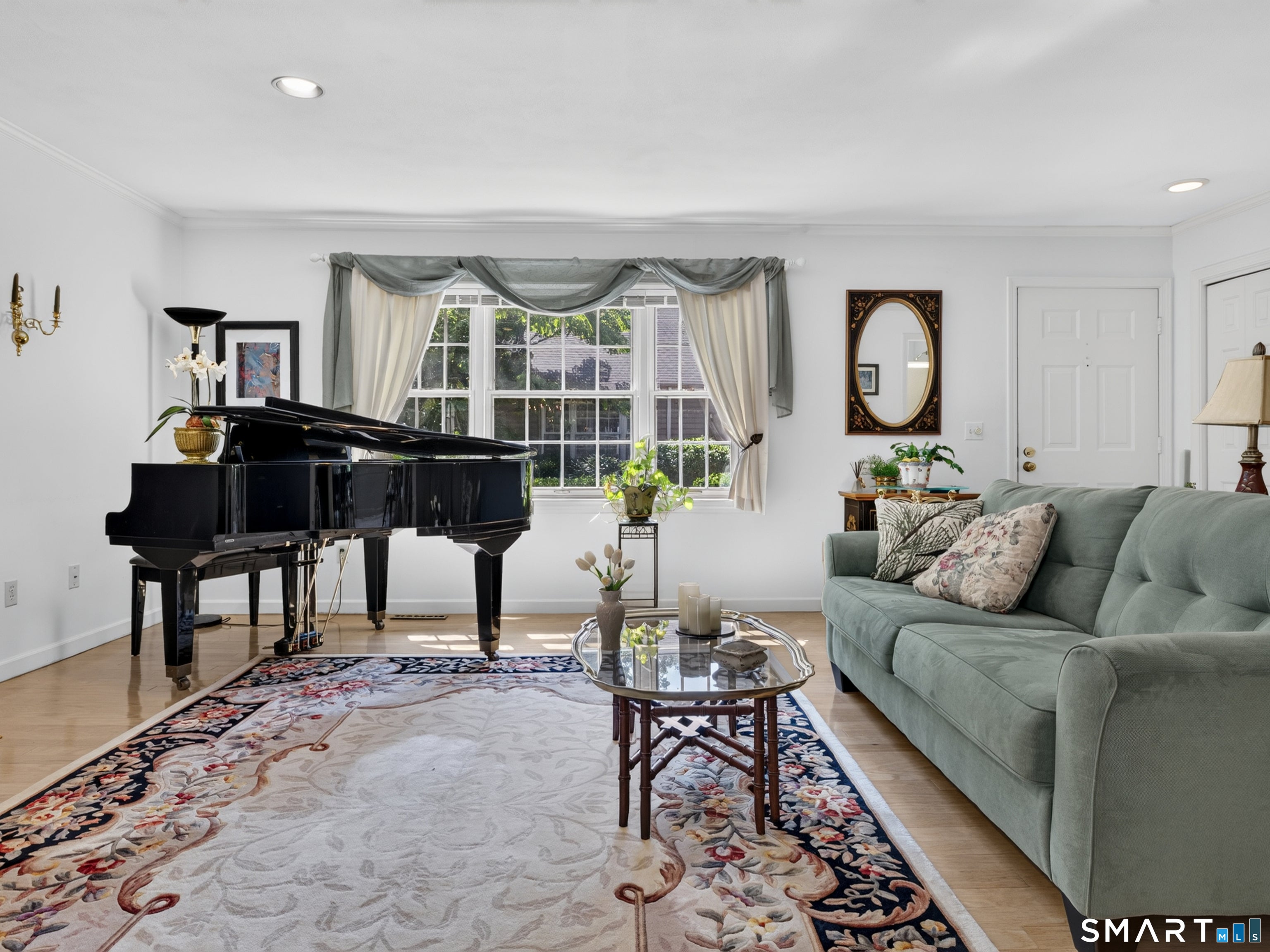 6 Essex Lane 6