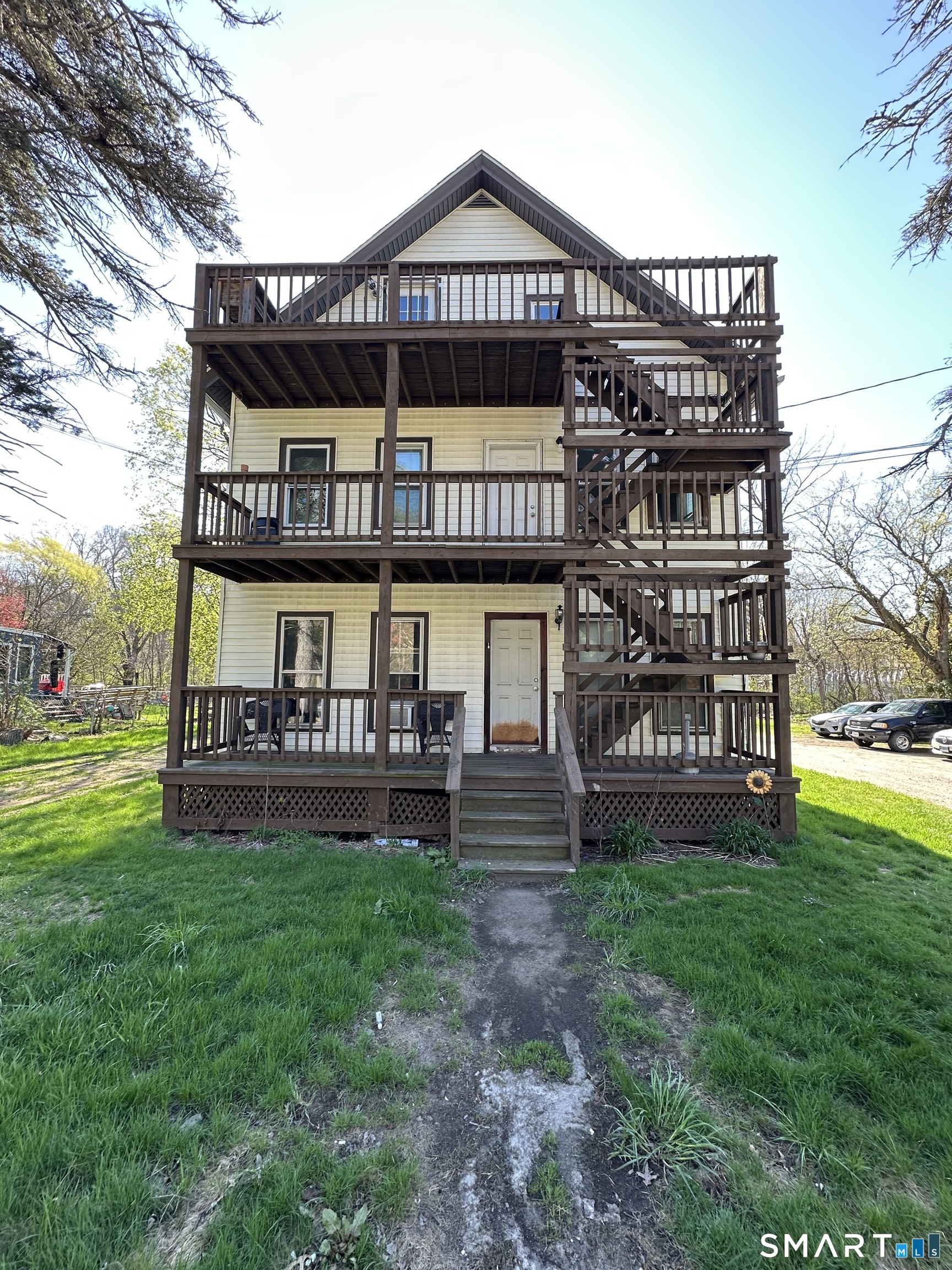 16-20 Lake Street