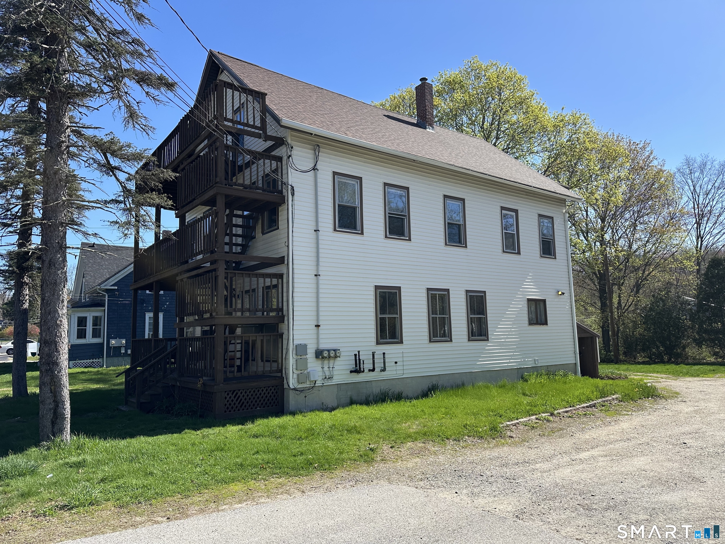 16-20 Lake Street