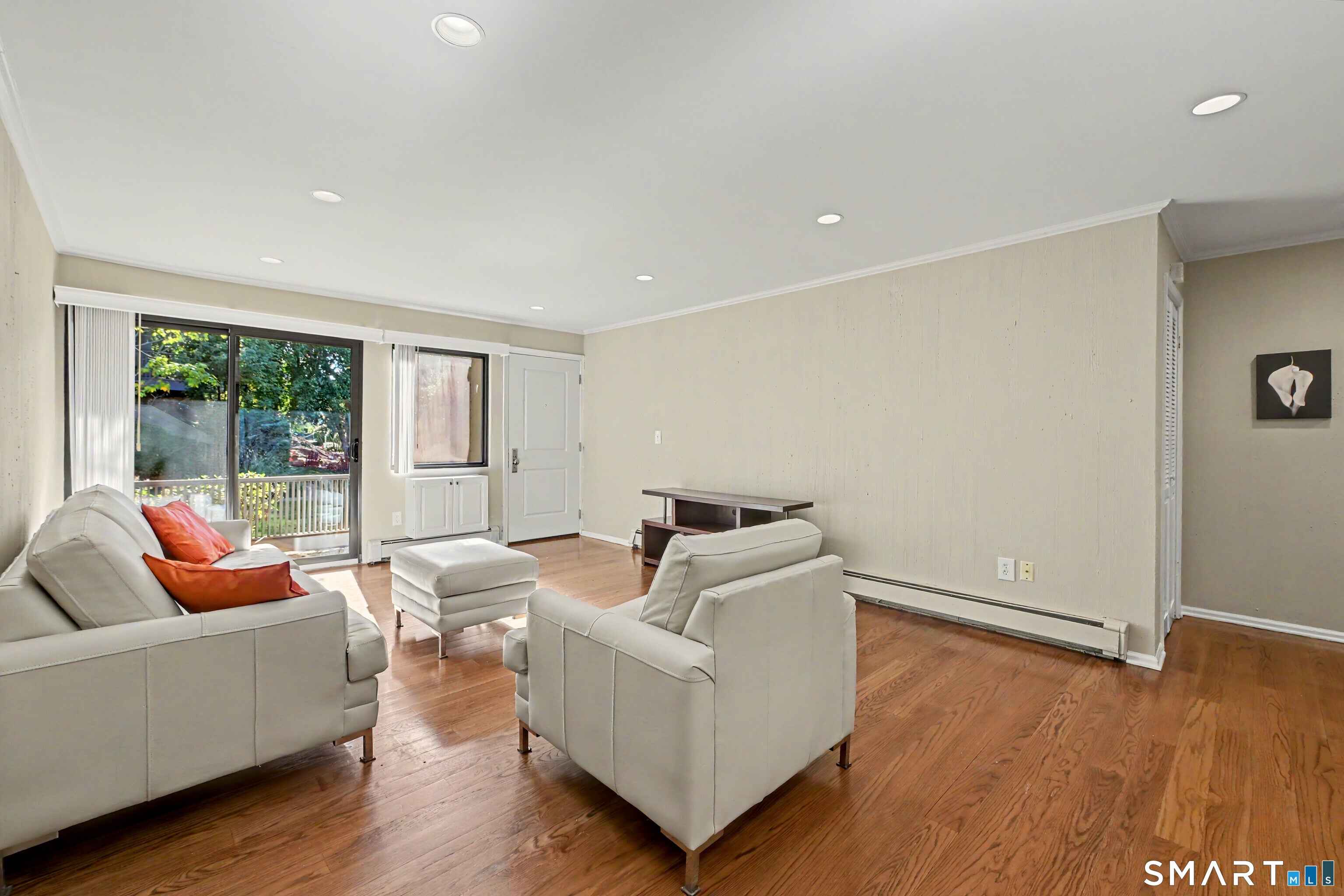 1465 East Putnam Avenue 510