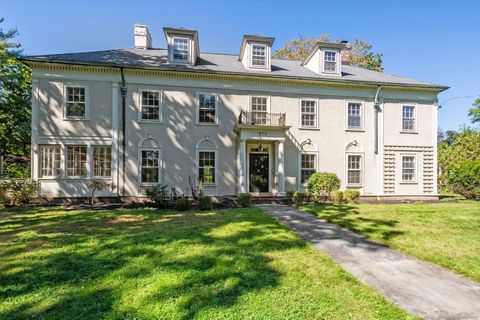 Photo of 275 Kenyon Street, Hartford, CT 06105 (MLS # 24125262)