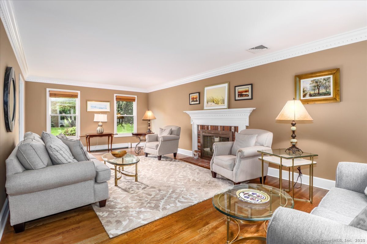 10 Hundred Acres Road, Newtown, Connecticut image 12