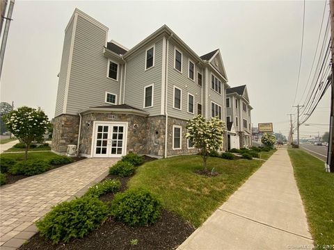 Photo of 314 Bridgeport Avenue #201, Milford, CT 06460 (MLS # 24172543)