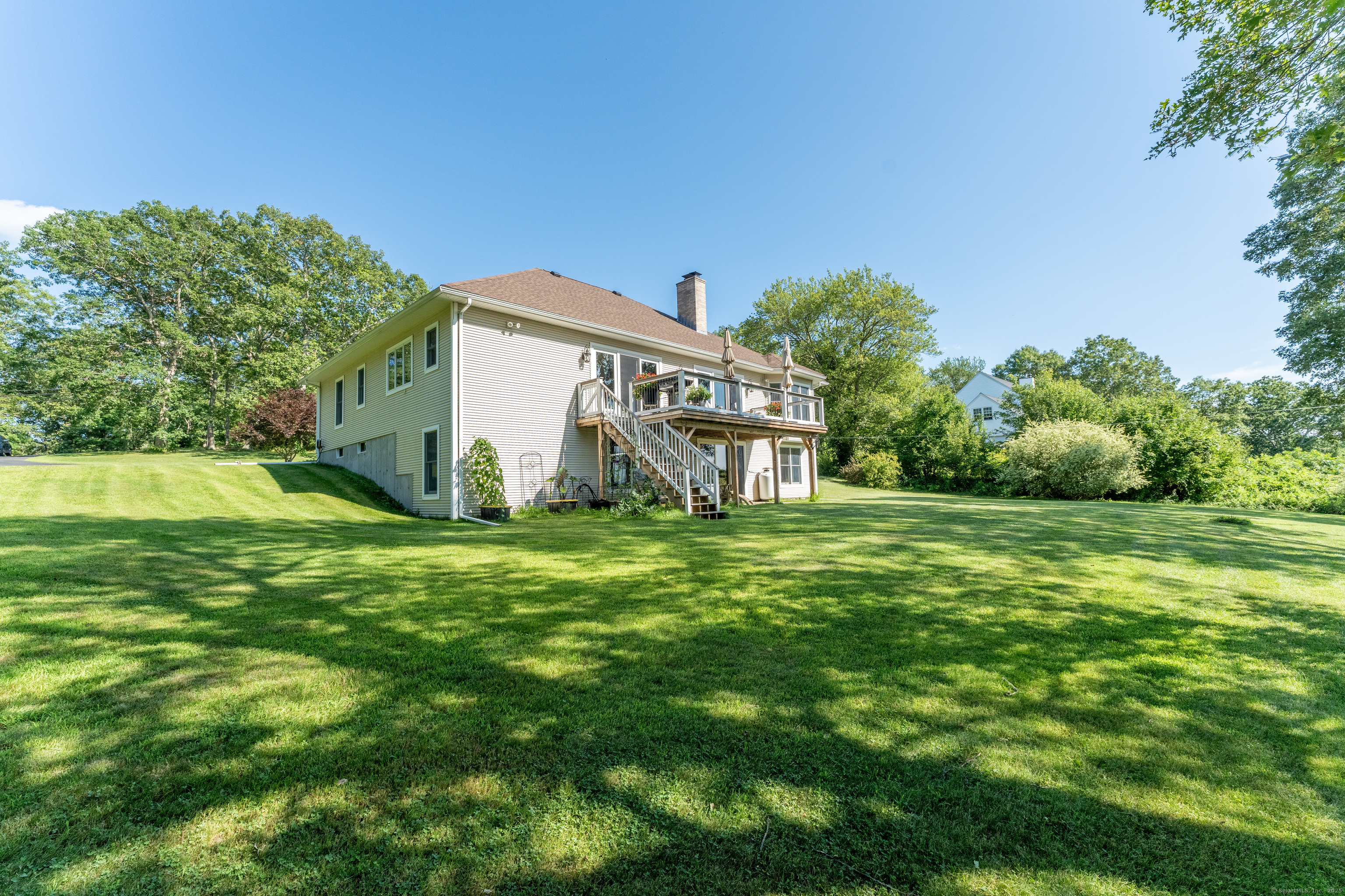 571 Squaw Rock Road
