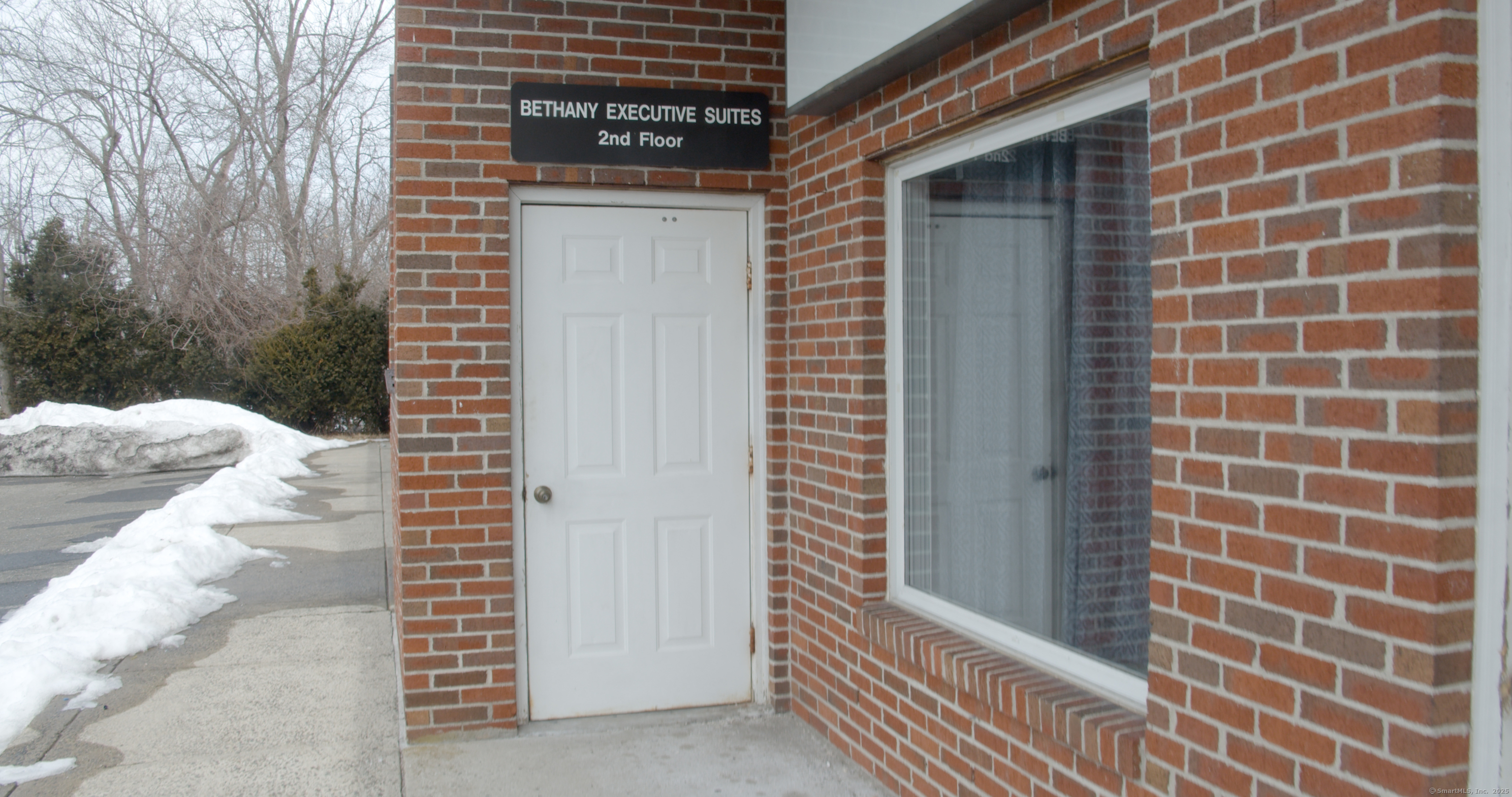 696 Amity Road UL3