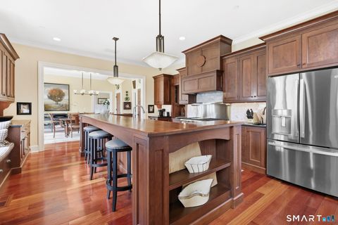 Tiny photo for 25 Sky View Drive, Avon, CT 06001 (MLS # 24163508)