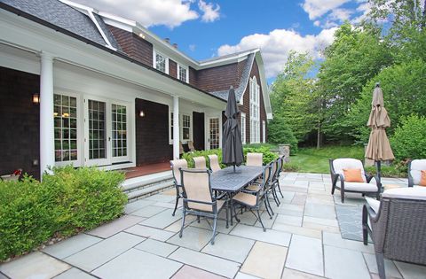 Tiny photo for 25 Sky View Drive, Avon, CT 06001 (MLS # 24163508)