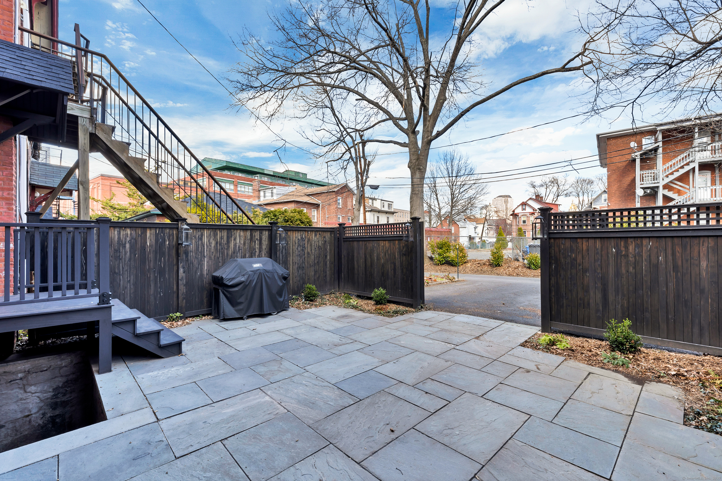 12 Columbia Street, Hartford, Connecticut image 37