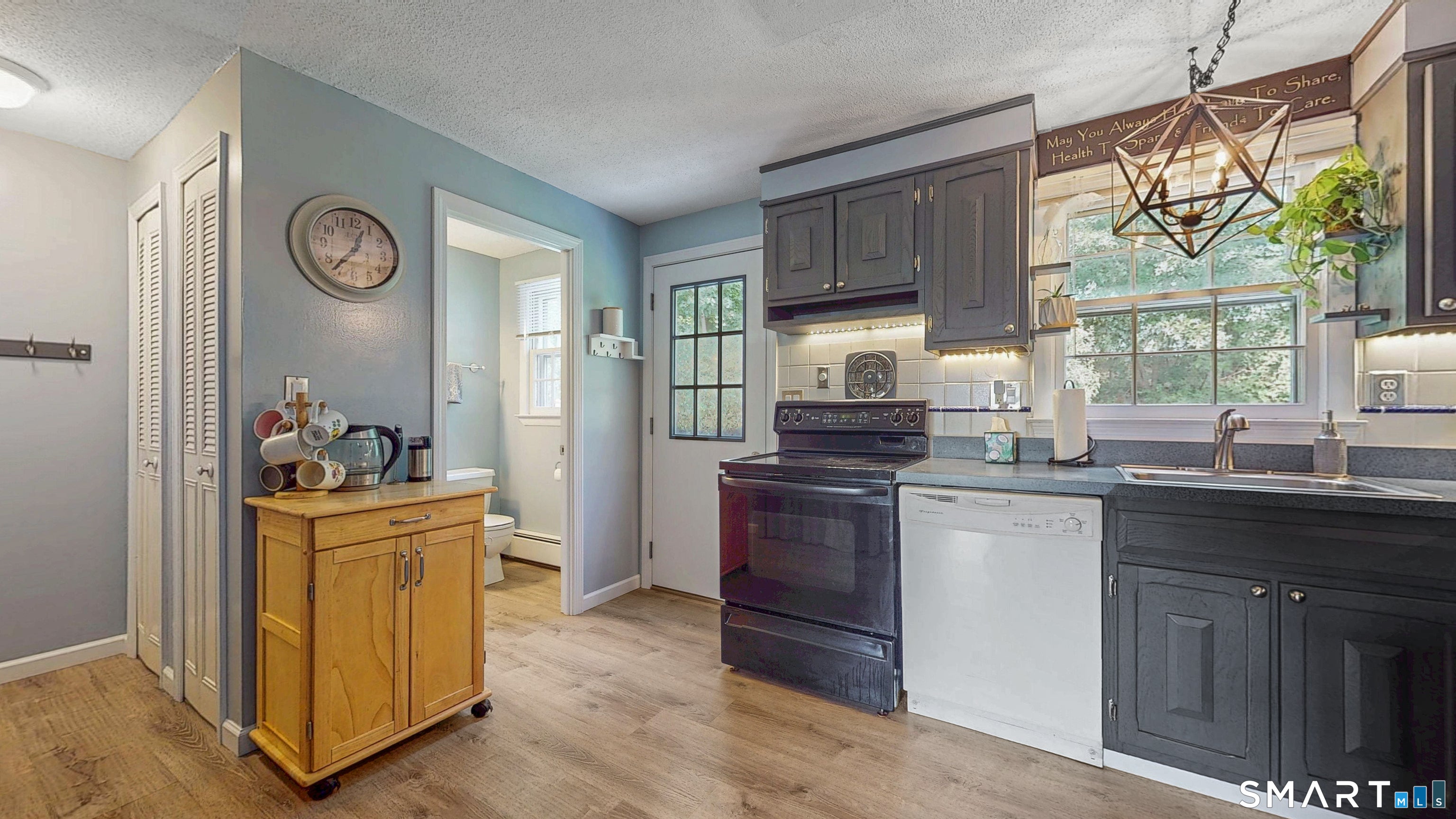201 Regan Road 30A