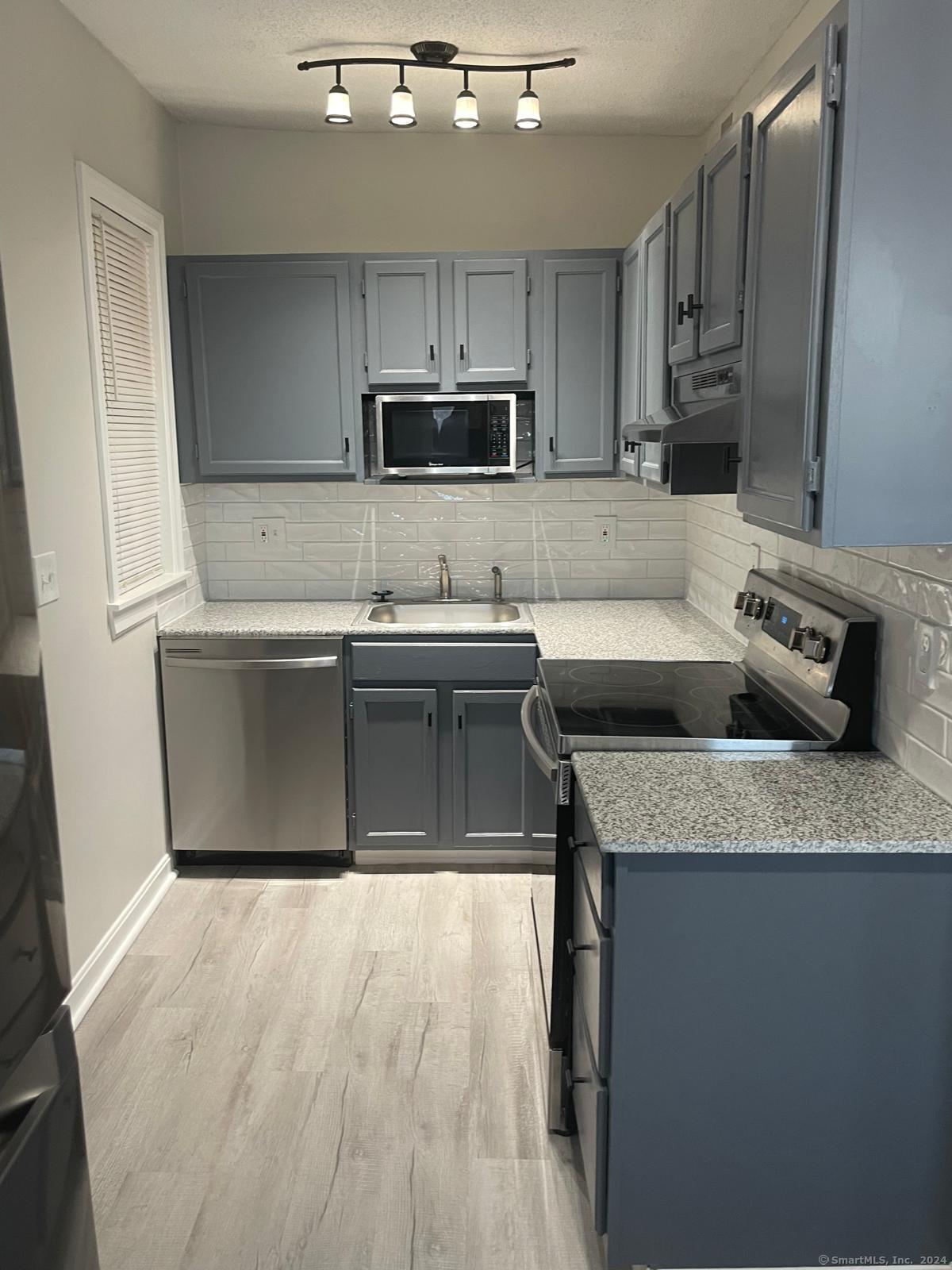 17 Harrison Place #APT C, Hartford, Connecticut image 2