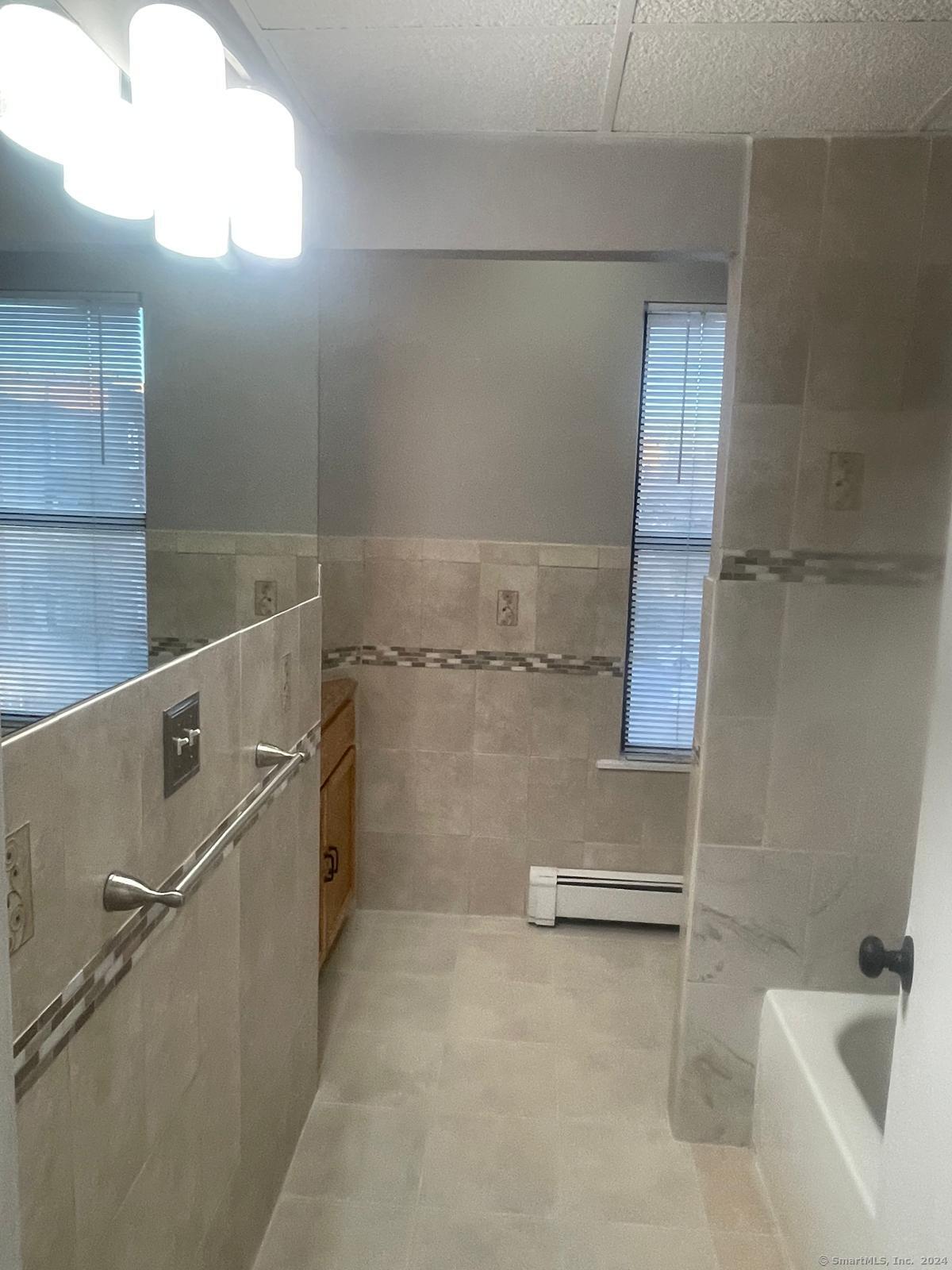 17 Harrison Place #APT C, Hartford, Connecticut image 9