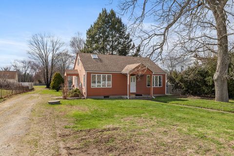 MLS: 24064537