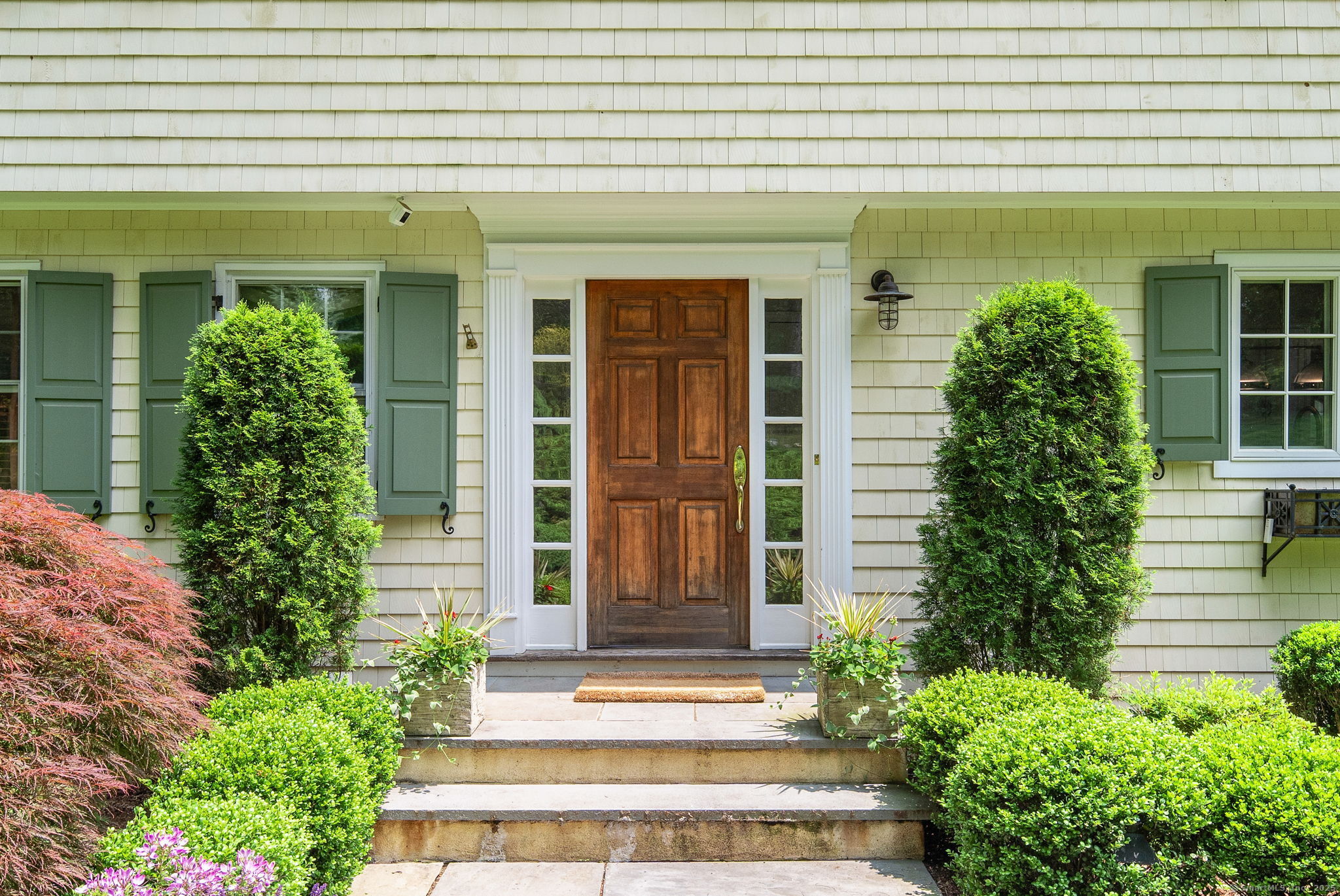 37 Woodridge Circle