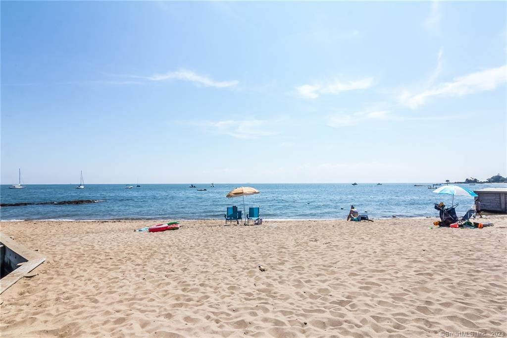 116 Overshores Drive East