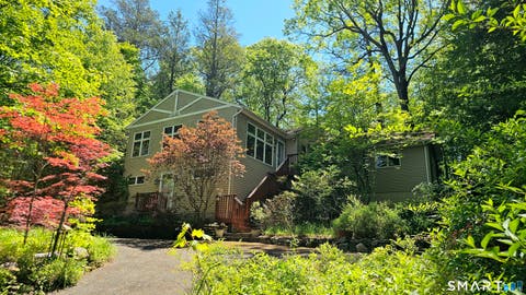 Homes For Sale - 29 Carol Street<br/> Fairfield County, Danbury, CT 06810
