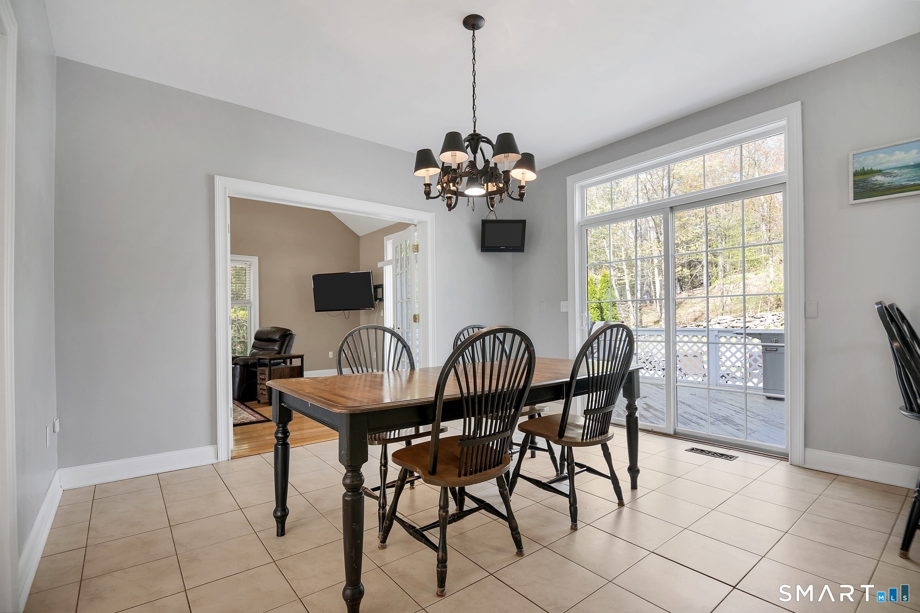 17 Carriage Lane