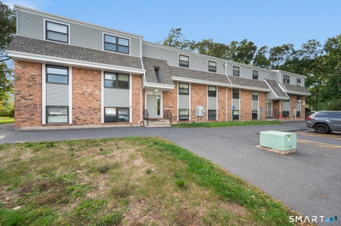 Photo of 100 Norton Park Road #3A2, Plainville, CT 06062 (MLS # 24211117)