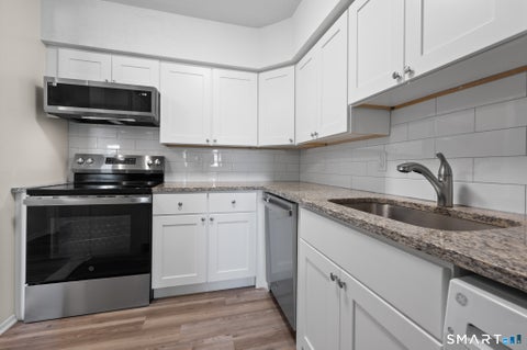 Tiny photo for 100 Norton Park Road #3A2, Plainville, CT 06062 (MLS # 24211117)