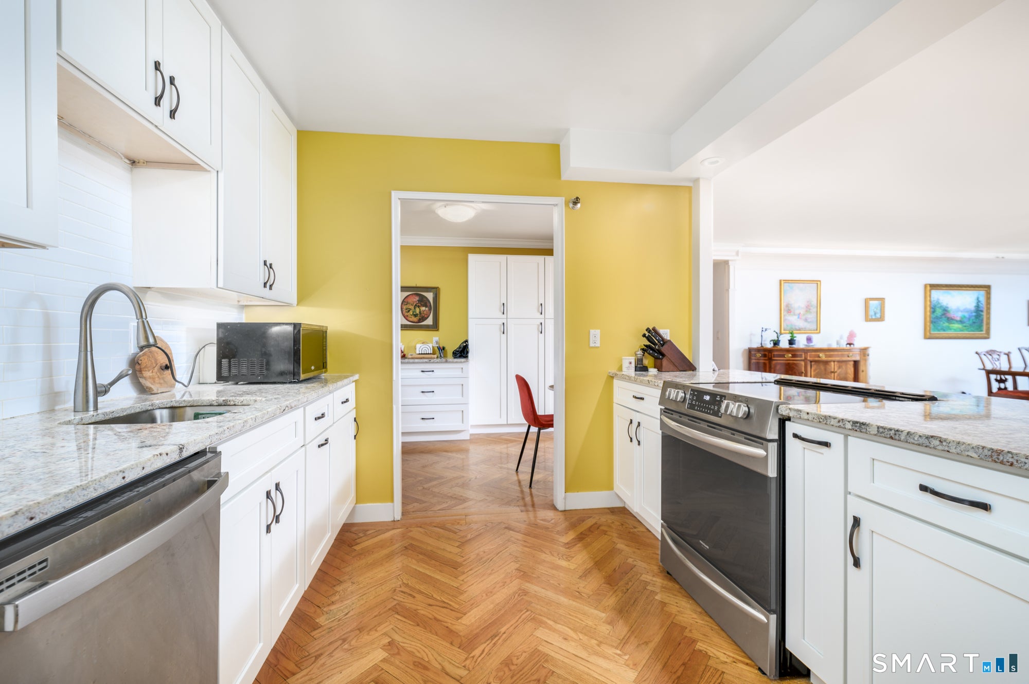 143 Hoyt Street 7F/7G