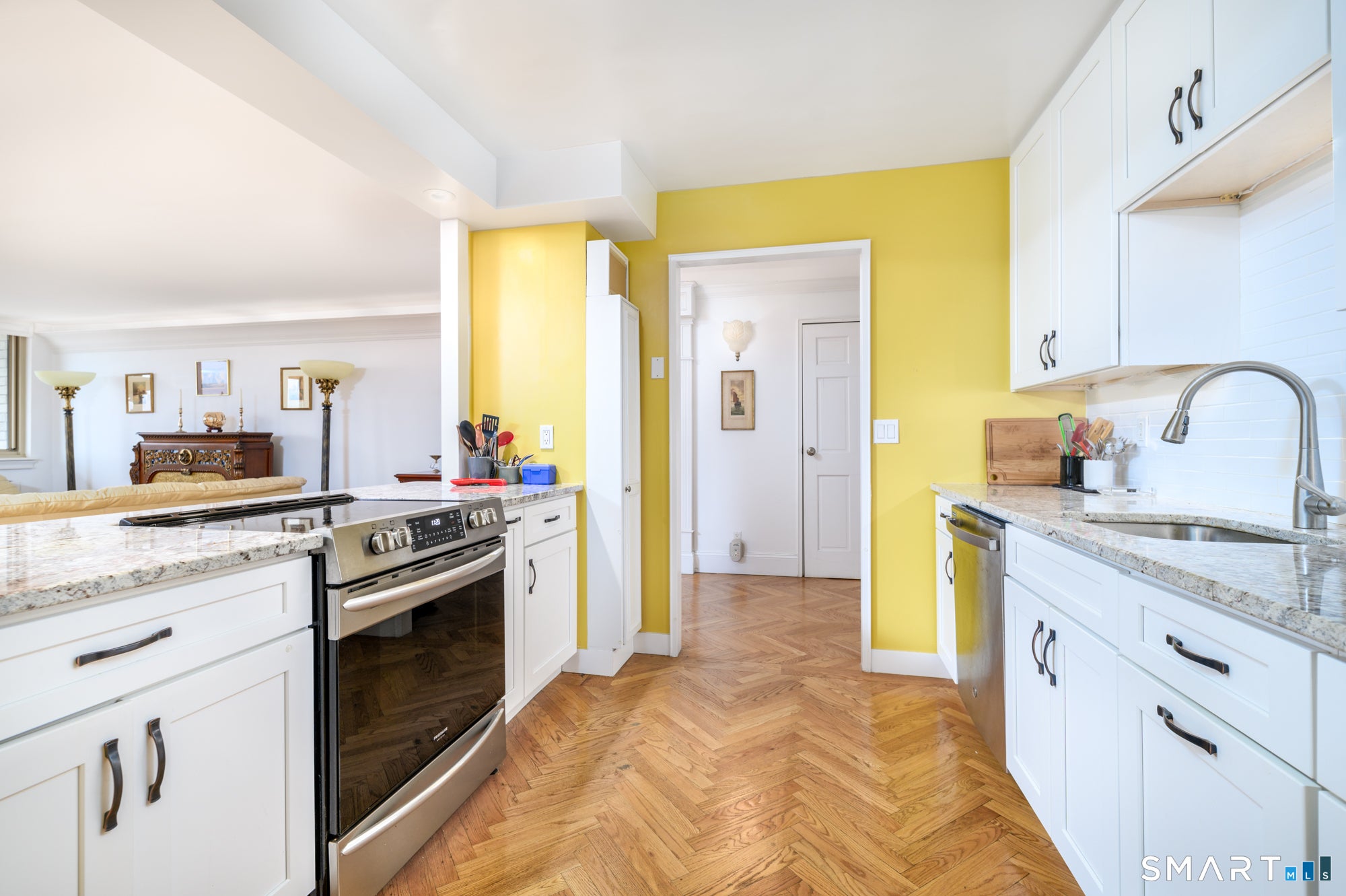 143 Hoyt Street 7F/7G