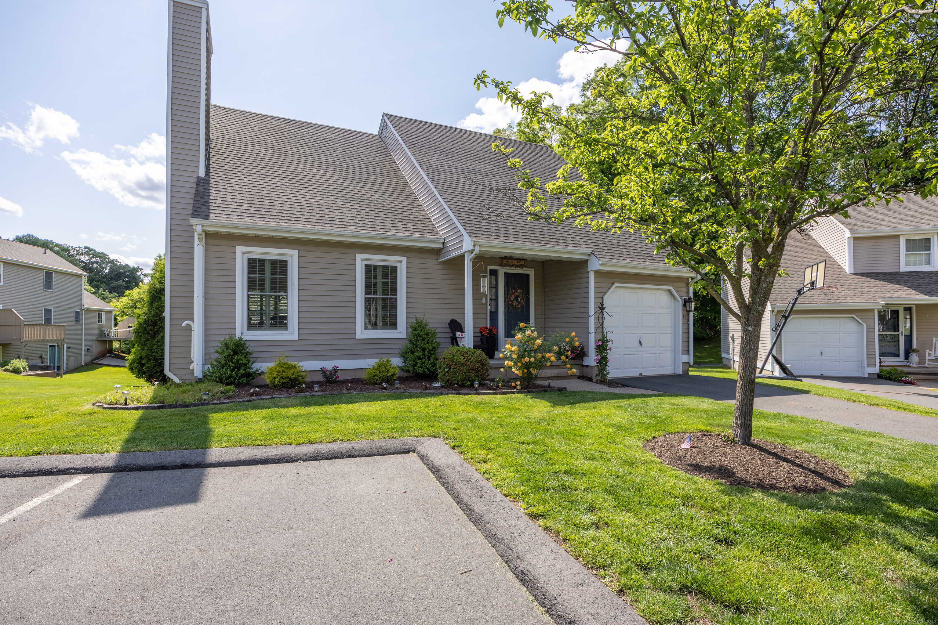 175 Berlin Avenue APT 44