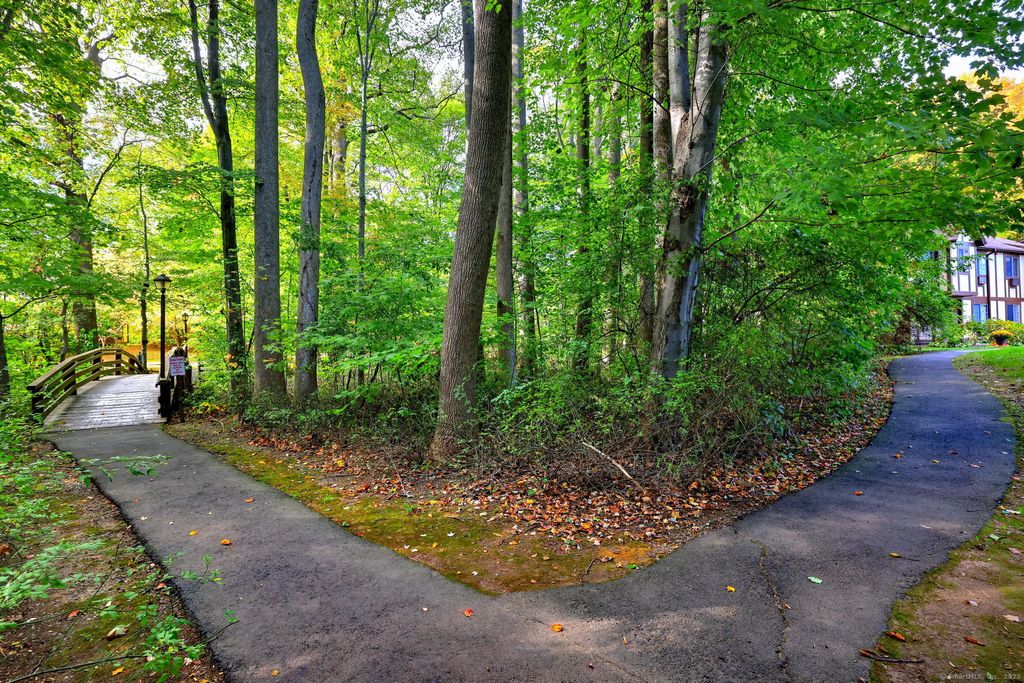 Photo of 210 Foxwood Lane #210, Milford, CT 06461 (MLS # 24133312)